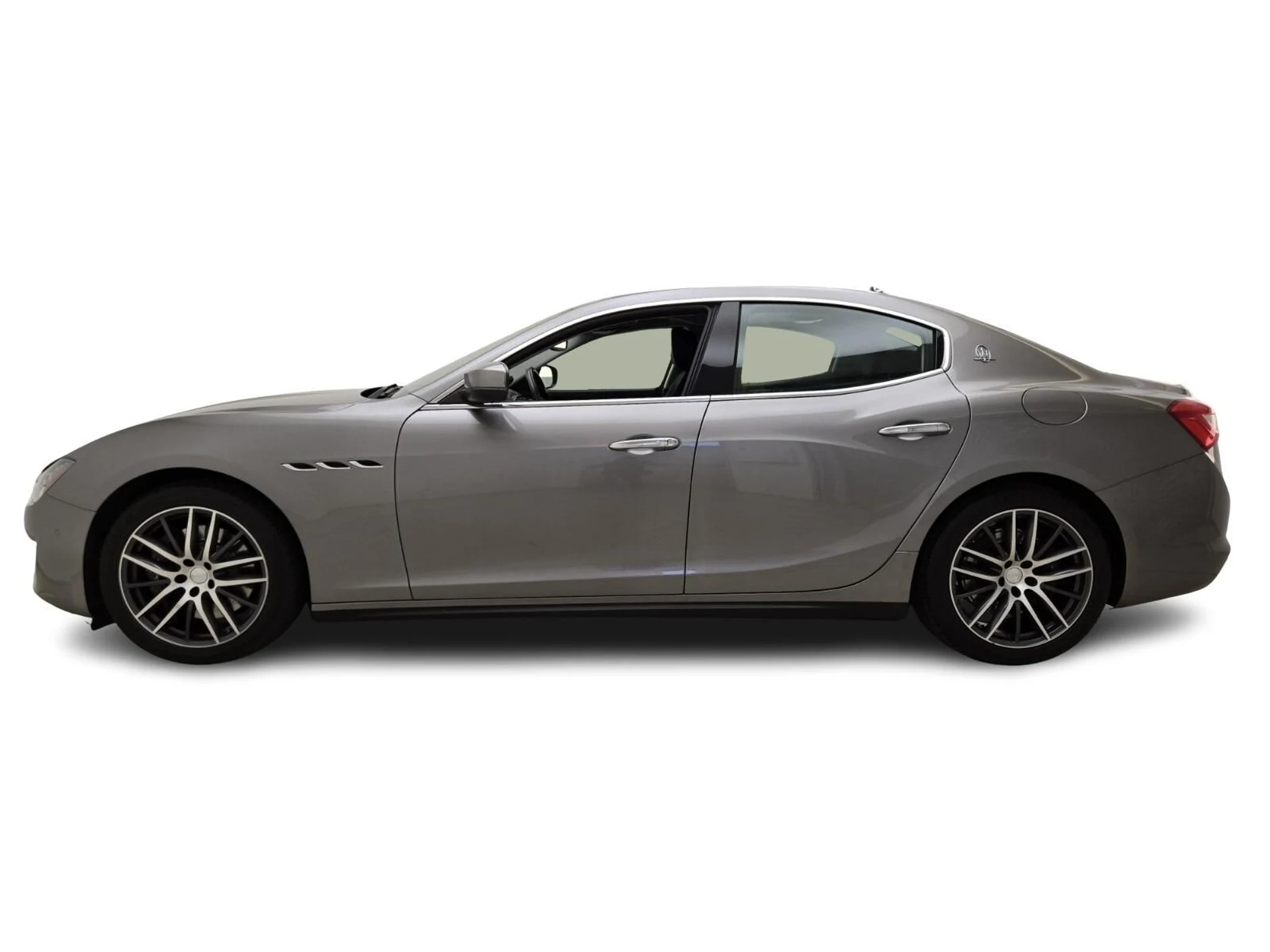 mph011_2600735738_Used_2019_Maserati_Ghibli_S_1753943841_856f0e1869