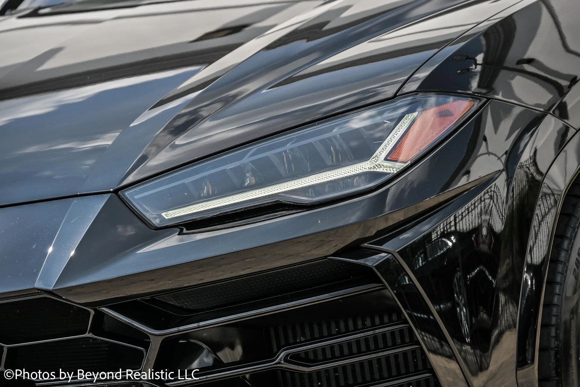 mph011_2603990176_Used_2022_Lamborghini_Urus_1754726498_3bbc1754e7