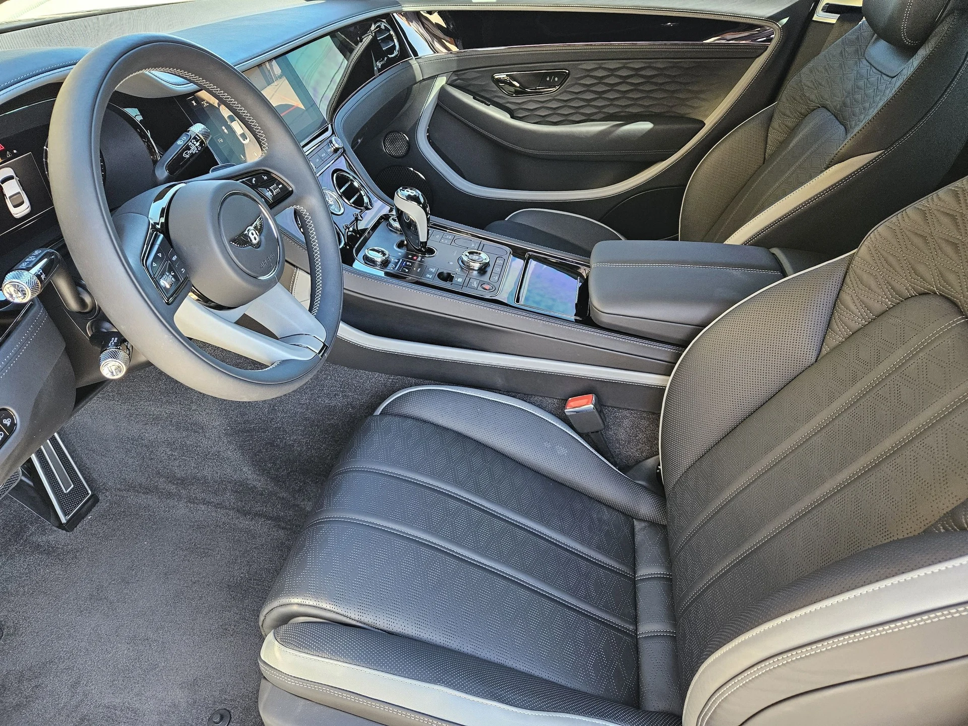 mph011_2605868716_03ec1c68691b9ded65b2adab4bbecebbx_0deacd5b03