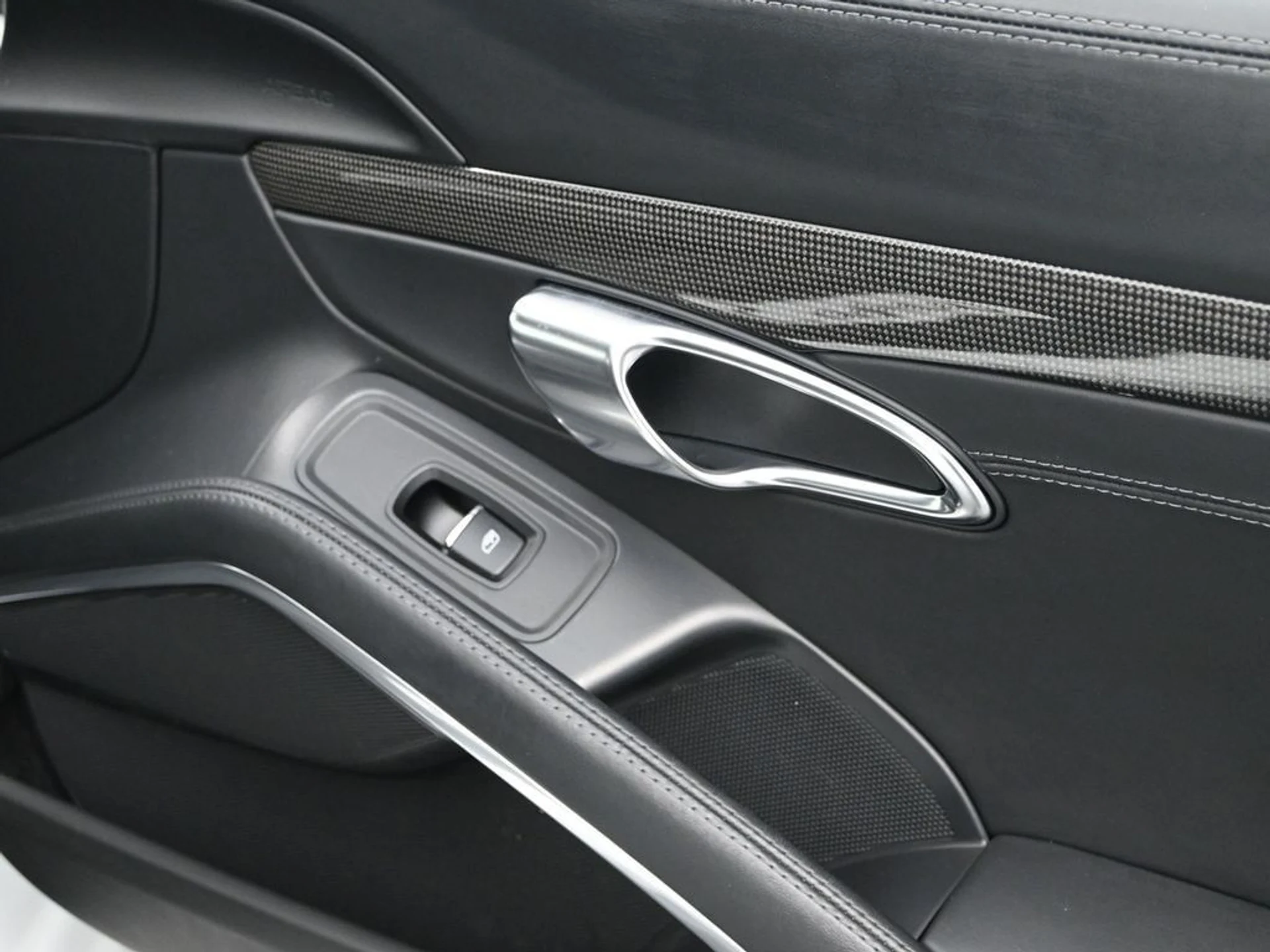 mph011_2606277877_1978df42d97e9655b4c7b0d98933dee3x_c304167efd