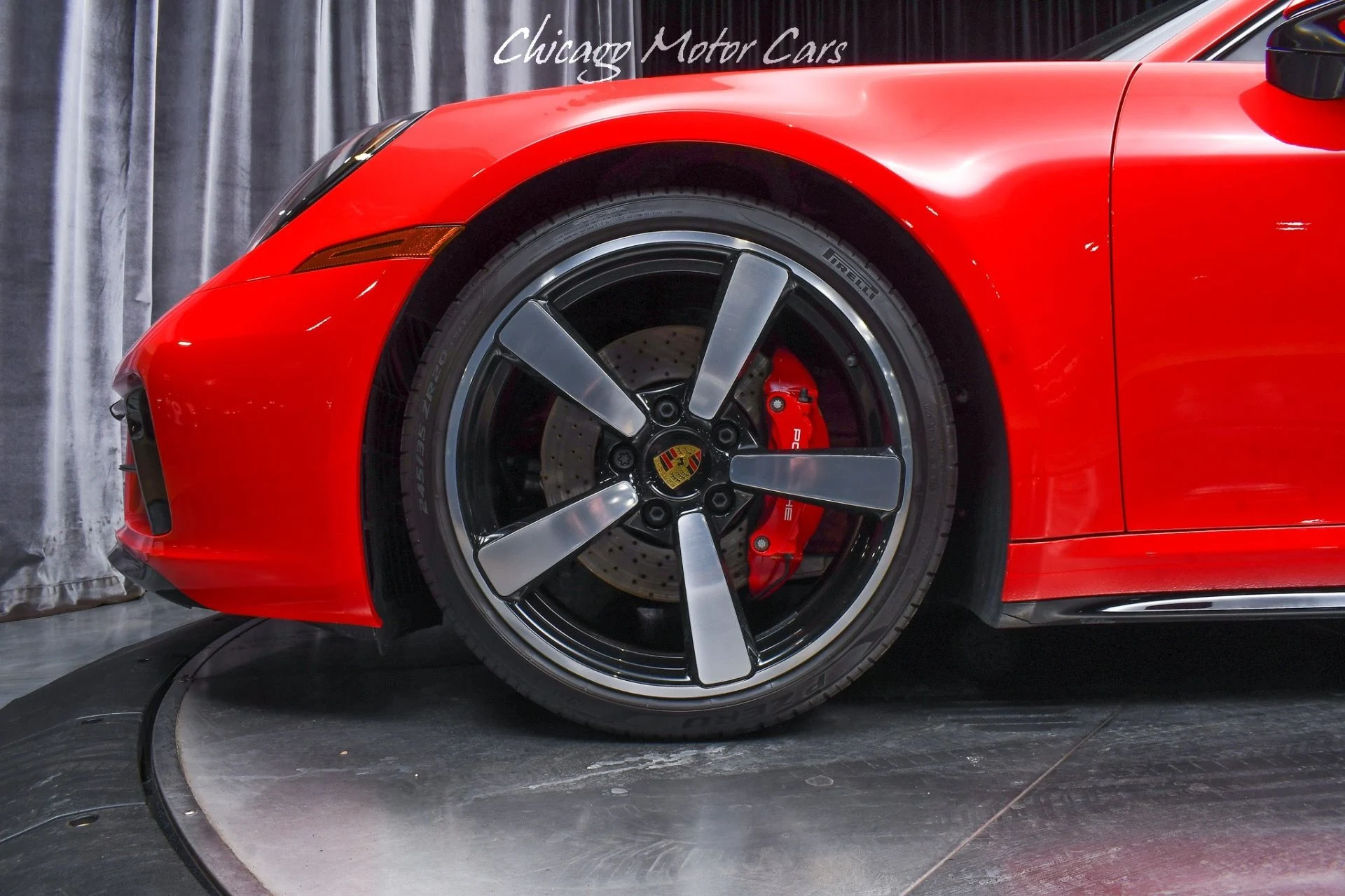 mph011_2610437754_13265_p12_l_2d099d7322