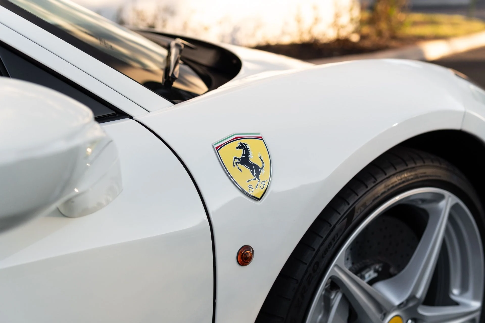 mph011_2616168372_Used_2011_Ferrari_458_Italia_1767072151_56c872dbbd