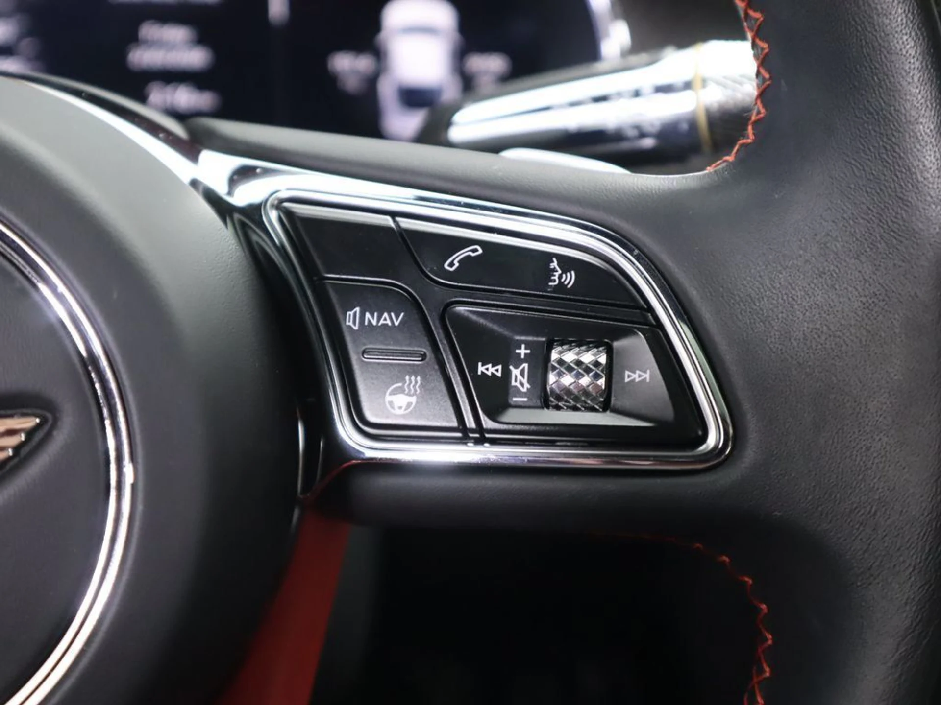 mph011_2624542501_used_2024_bentley_continental_gtmullinerw12coupe_8119_22988446_12_1024_84a2b5ef92