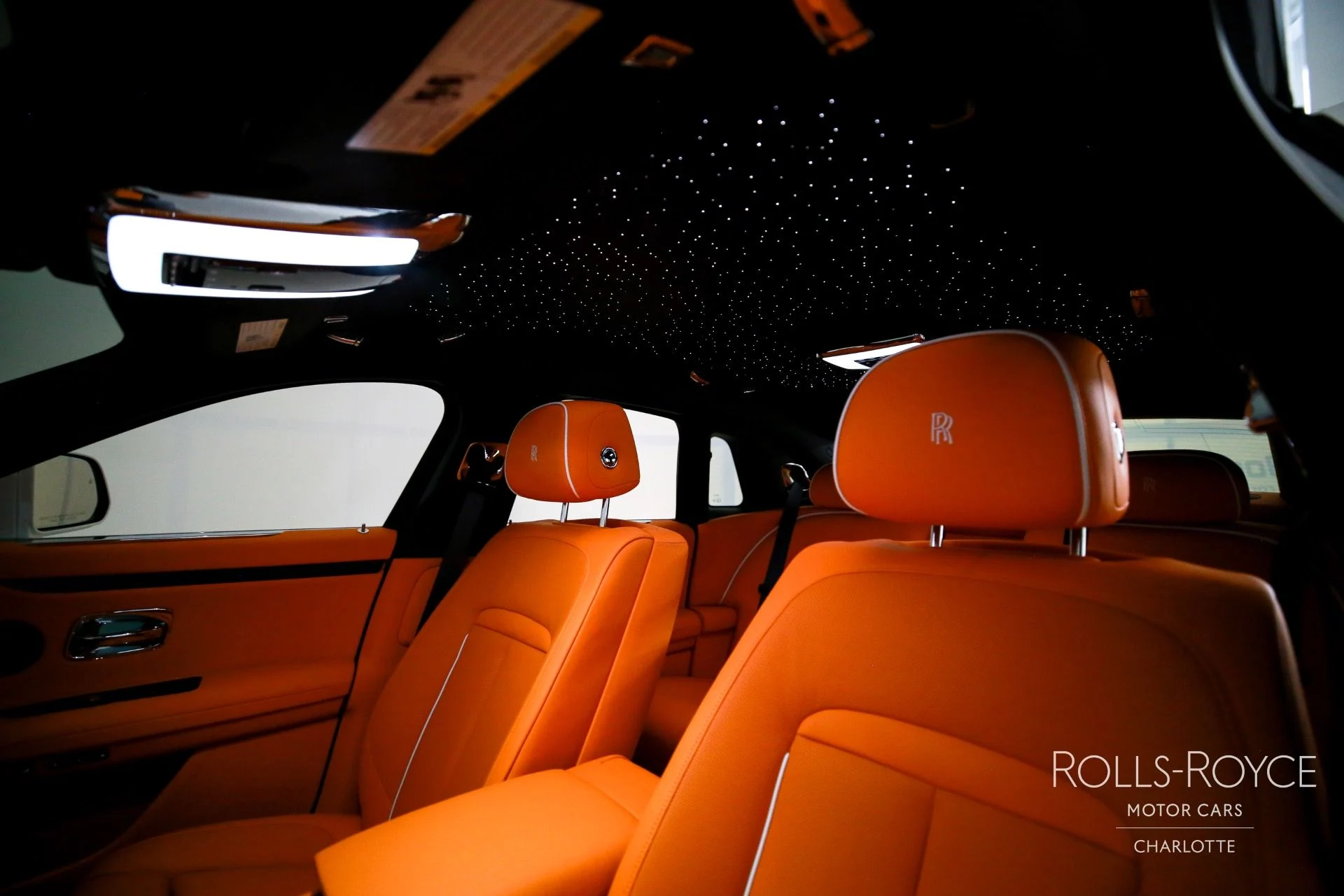 mph011_2639915303_Used_2025_Rolls_Royce_Ghost_1753298908_c7e0efb18a