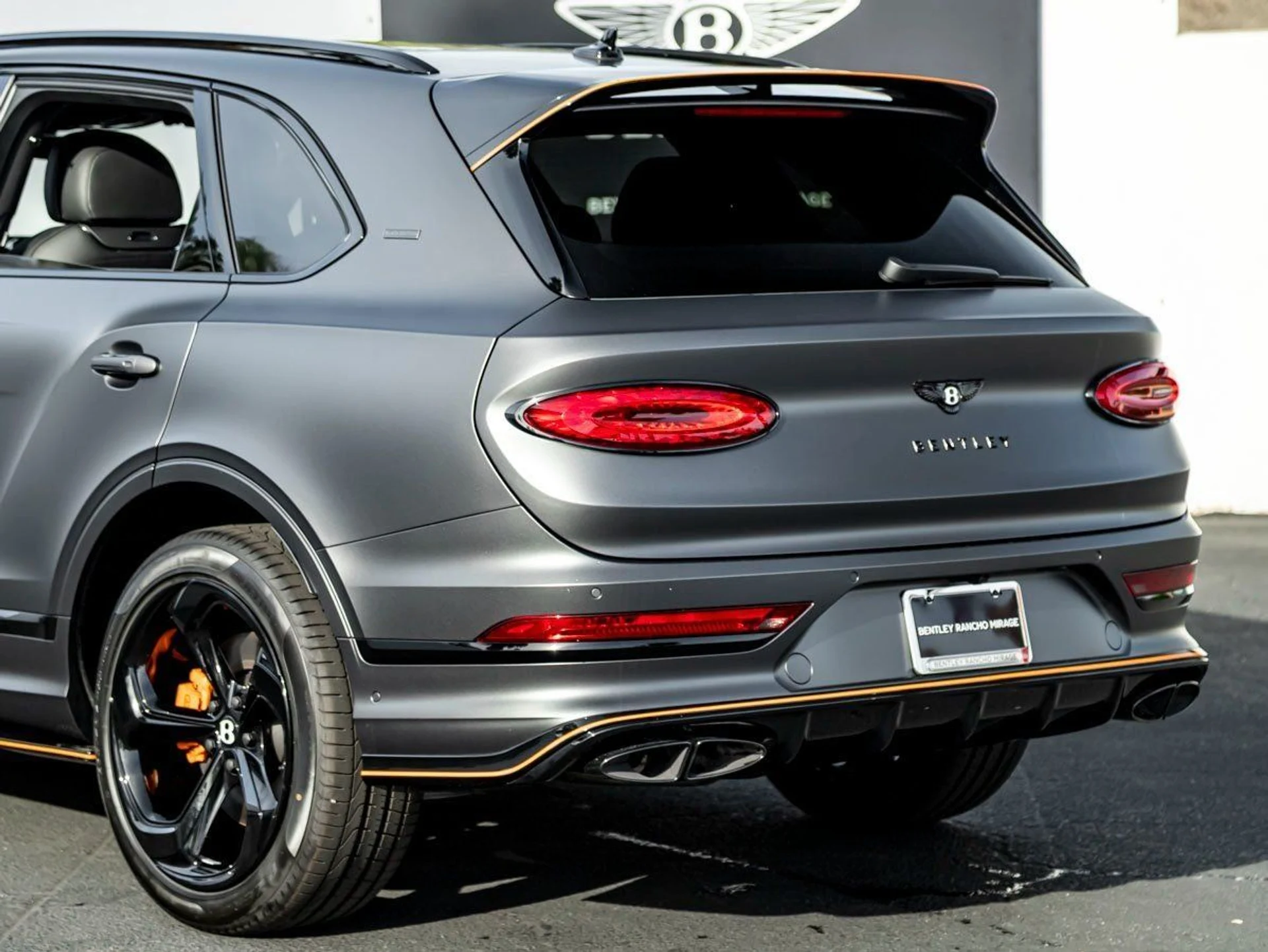 mph011_2640156916_12_e0b7a5868f