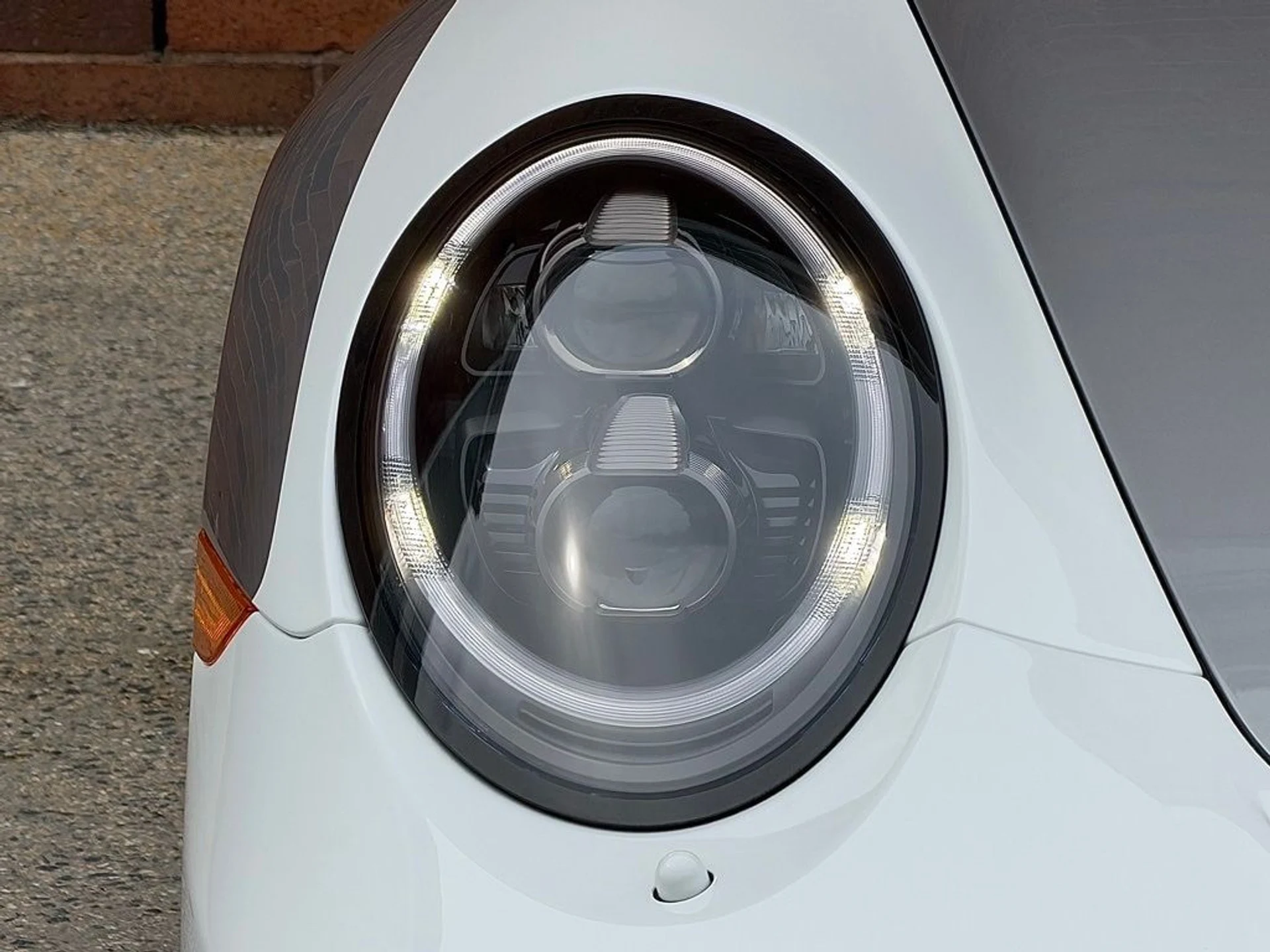 mph011_2642143645_14bc5df3c5d1d085297d2805faf653f3x_7e748aeb12