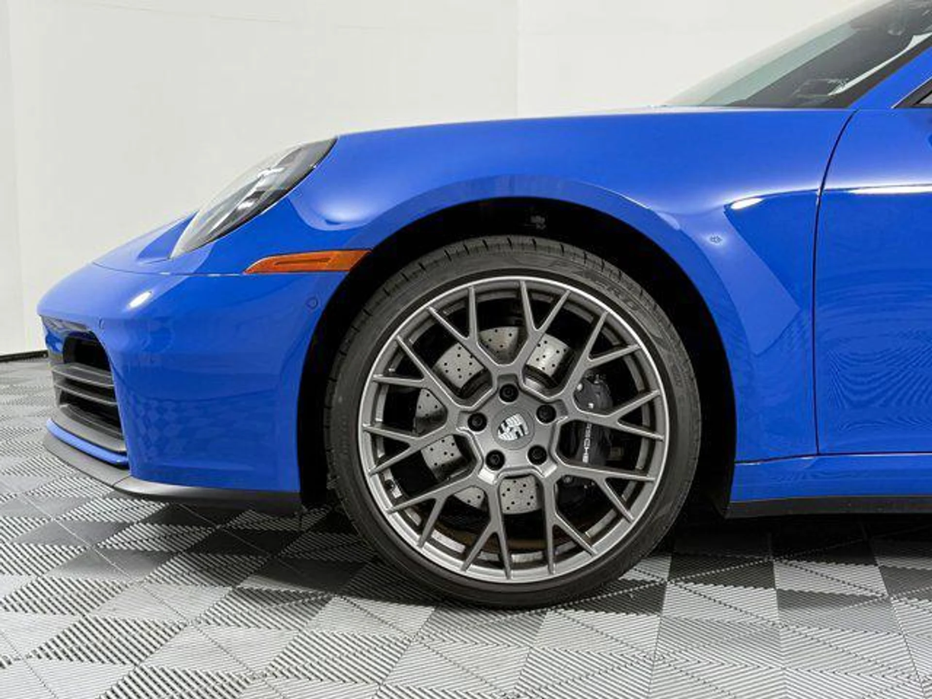 mph011_2648046944_Bm_Nh_4_H5_S3hy6_EVZSUT_Cd_G_Cxfgk_48ce0ca111