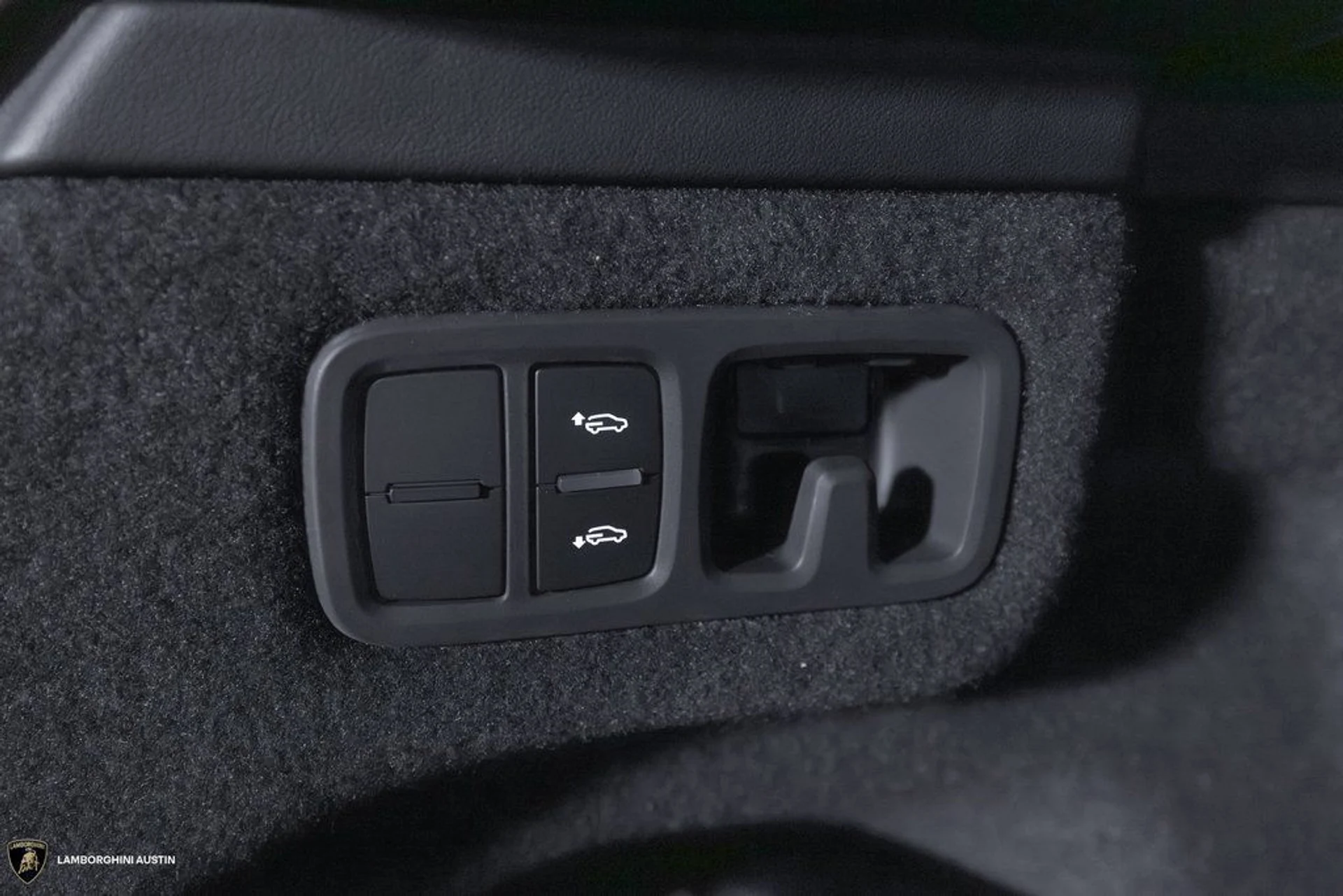 mph011_2654615241_bb970a58b4449a63feab536dc8a04e02x_0162083a81