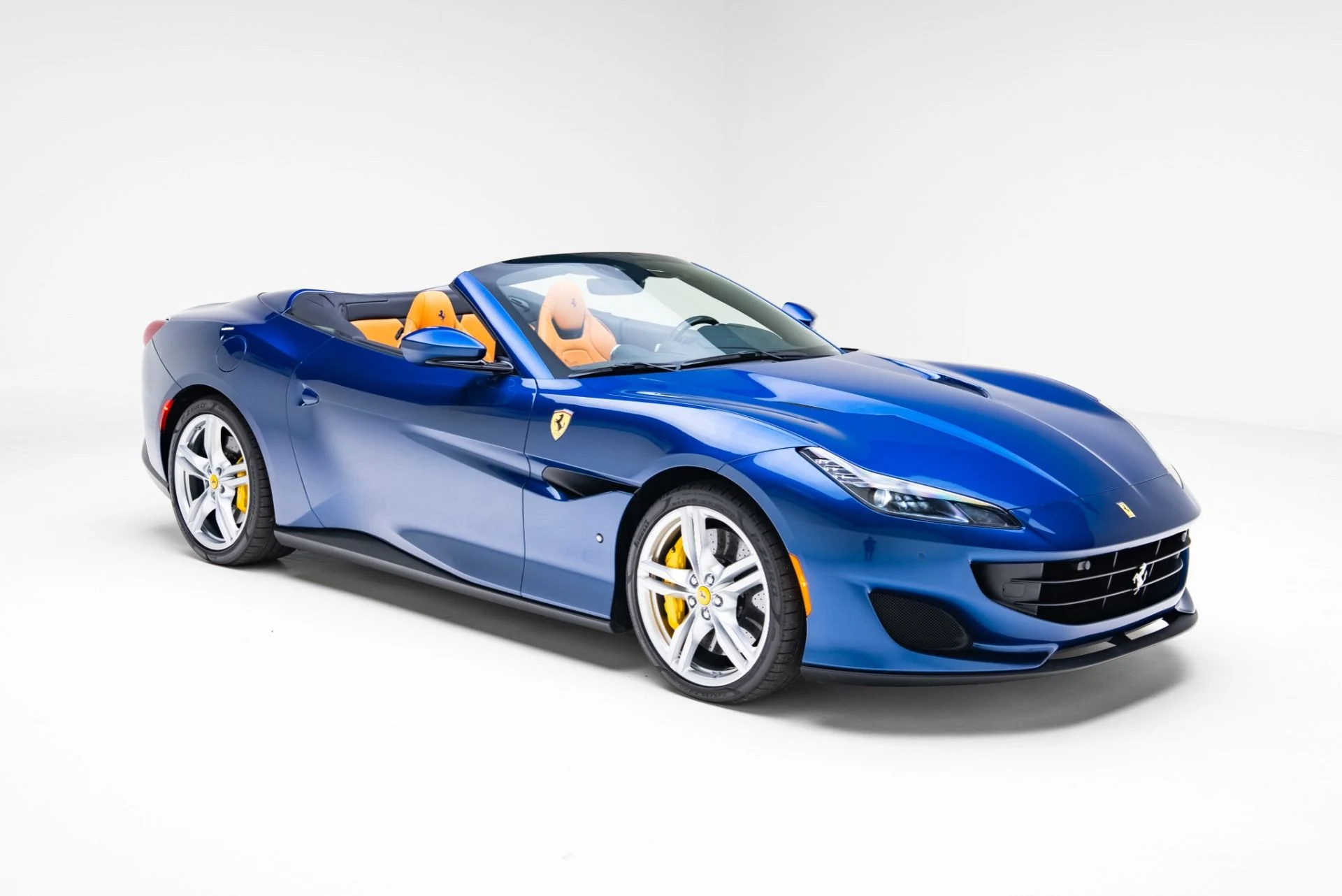 mph011_265604288_Used_2020_Ferrari_Portofino_1771522372_d2036ab645