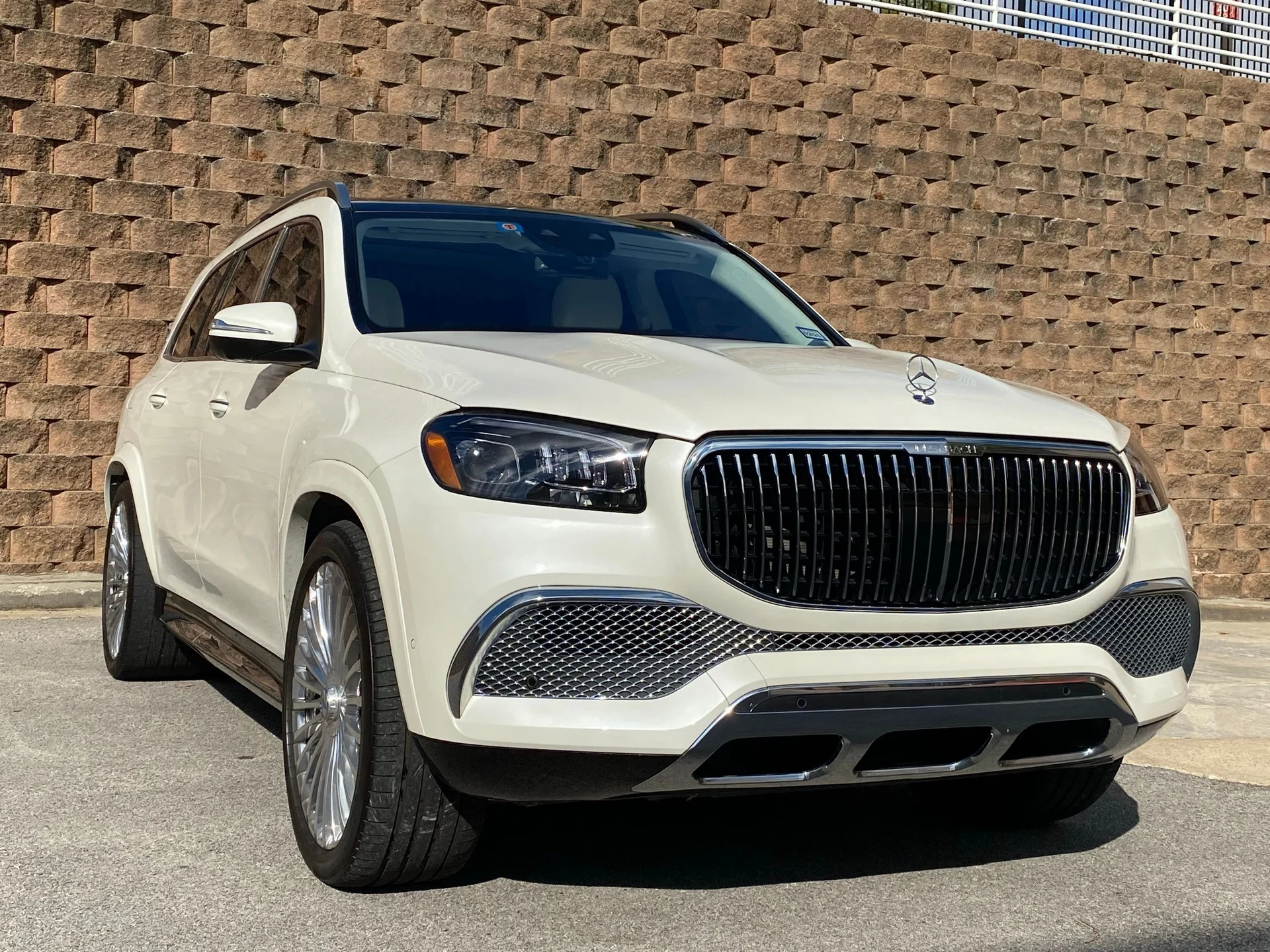 mph011_2657636011_image_12_6ebd6c0a3a