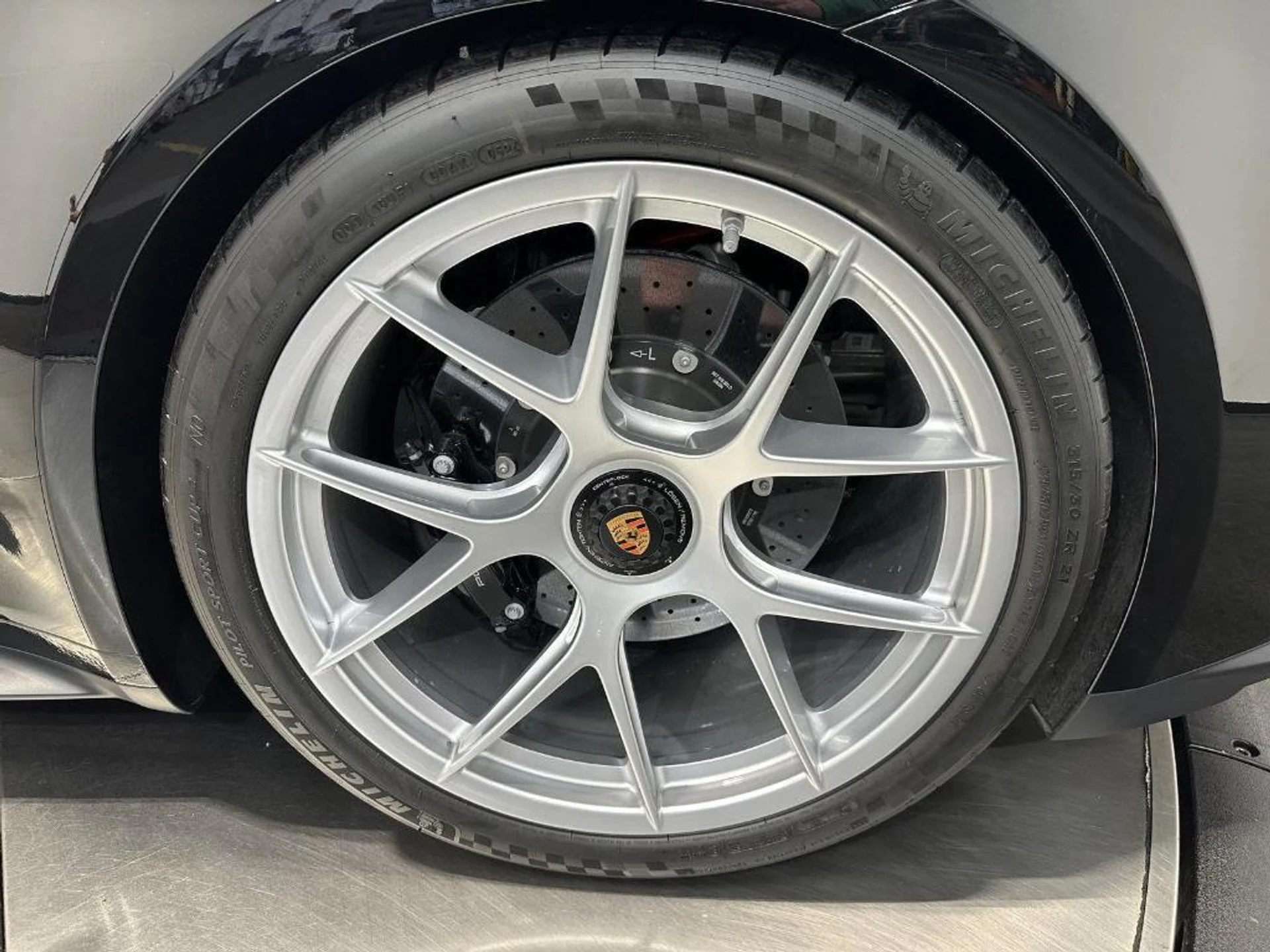 mph011_2663811250_VK_4khb6_Ob_M_Hu_S_Ii2h_JN_1_Lc_FA_6_CQ_e8a5c37f4b