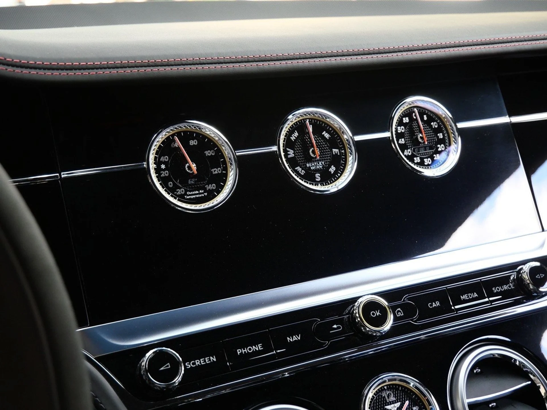 mph011_2677433844_90fae2a4d1556b32d57bcee490f1608bx_a7657eb021