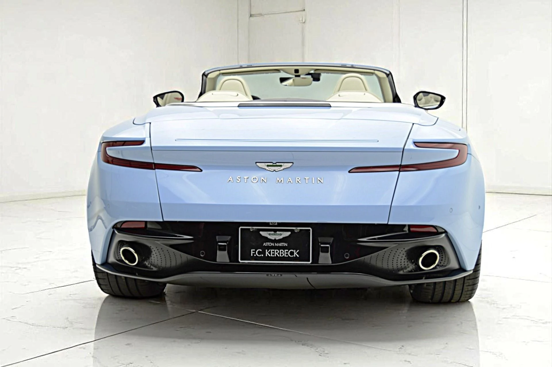 mph011_2680317627_Used_2023_Aston_Martin_DB_11_Volante_1750171355_7b9667ad63