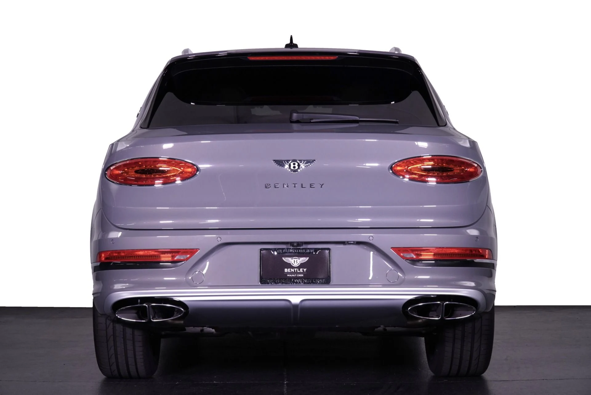 mph011_2681840989_Used_2025_Bentley_Bentayga_EWB_Azure_1762288450_226c2166f2
