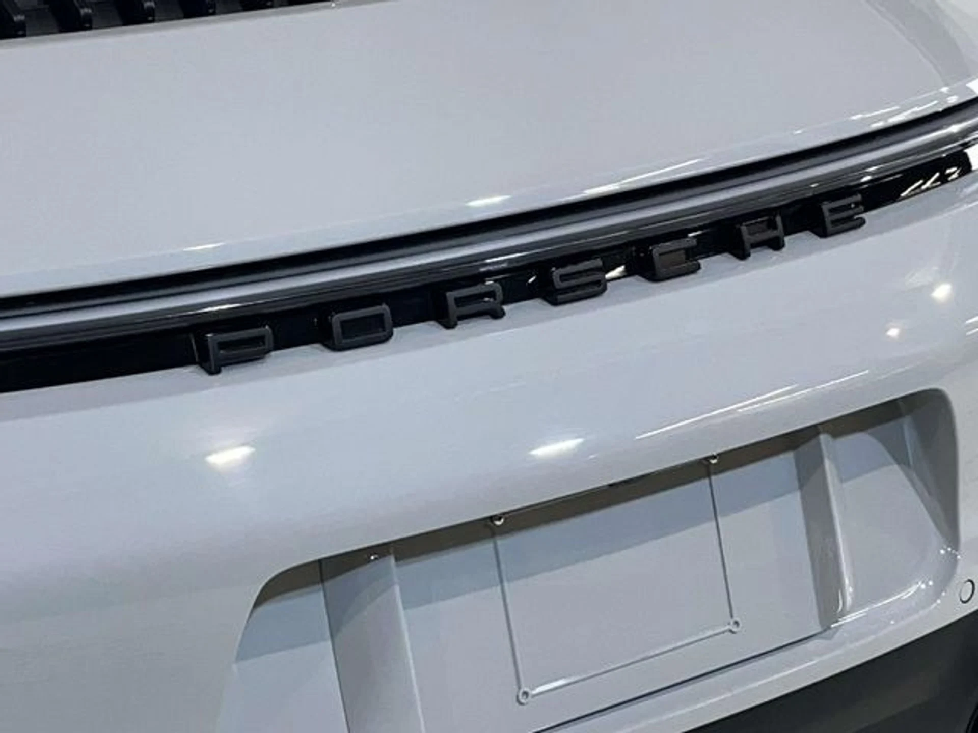 mph011_2684135287_d98bc5b6d2874269eaa64819ef43cd06x_c32aada64b