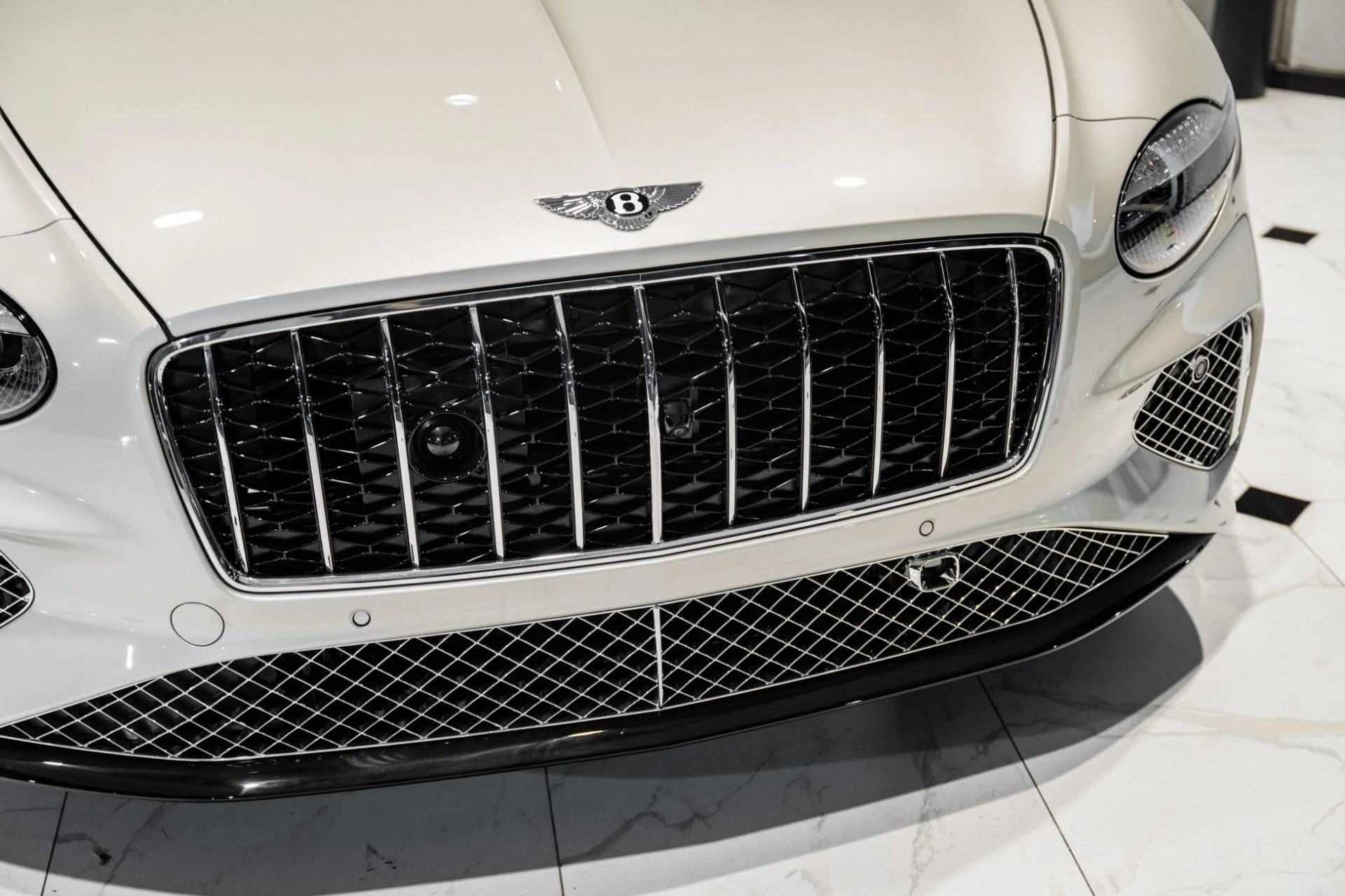 mph011_2696873883_Used_2026_Bentley_CONTINENTAL_GT_AZURE_V8_1761679827_bc25fa368b
