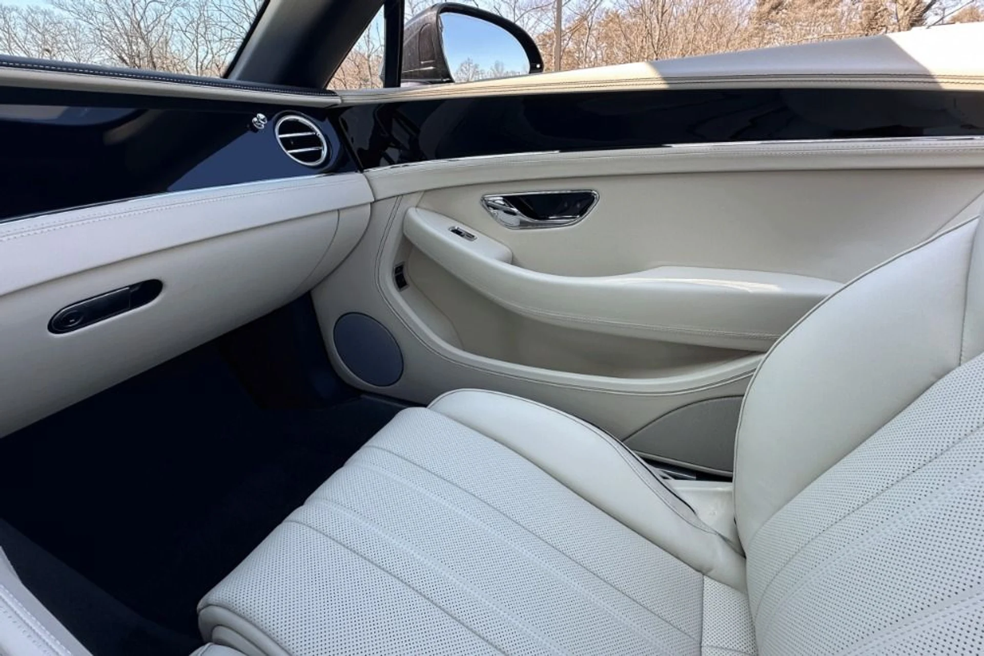 mph011_270657985_New_2026_Bentley_Continental_GT_GTC_1773231268_f7264b02ee