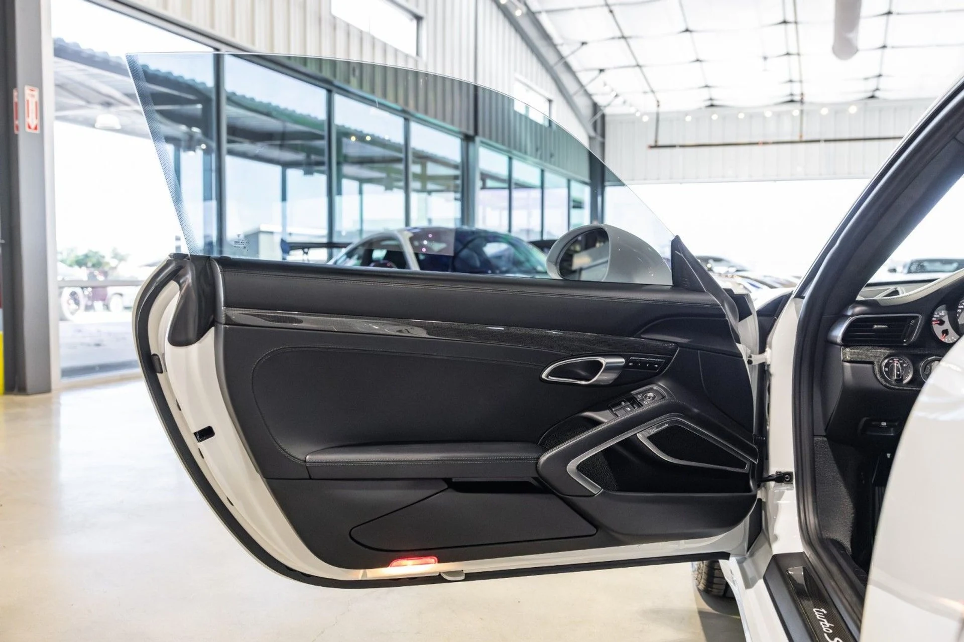 mph011_2709170665_Gg_69bece4ba8