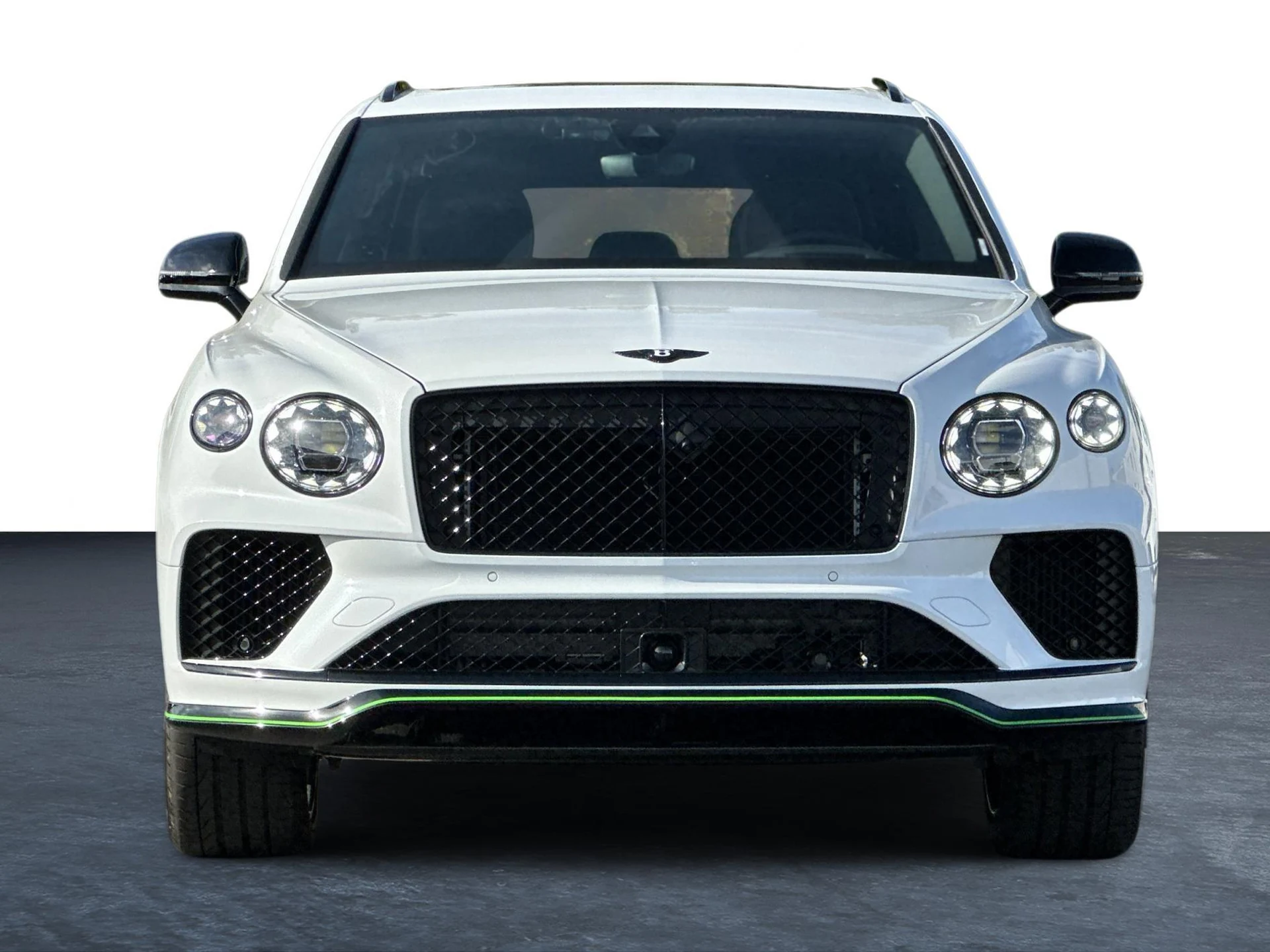mph011_2711690211_New_2025_Bentley_Bentayga_V8_1760604160_3c92378fc4