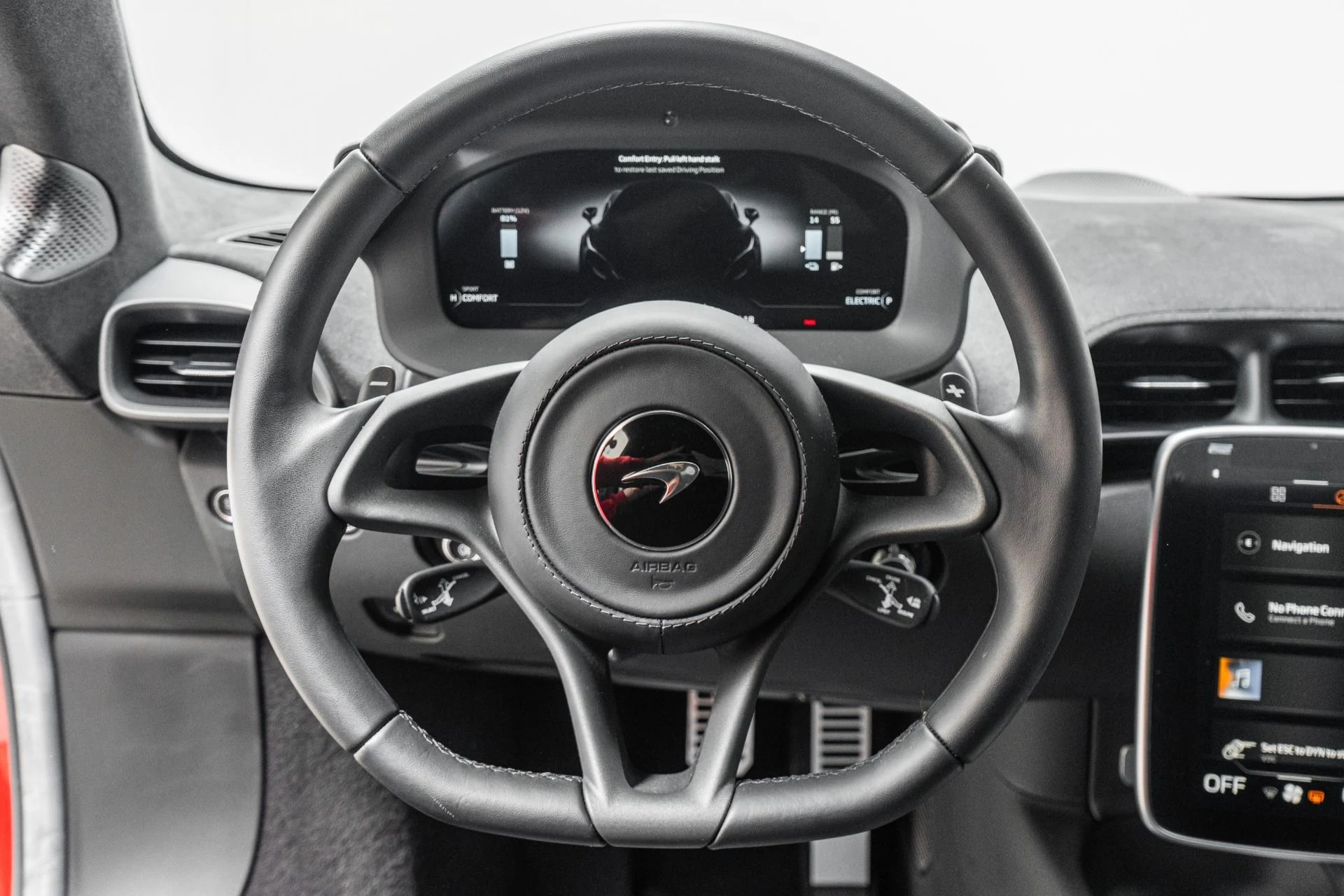 mph011_2716120163_Used_2023_Mc_Laren_Artura_1776720218_ef188df066