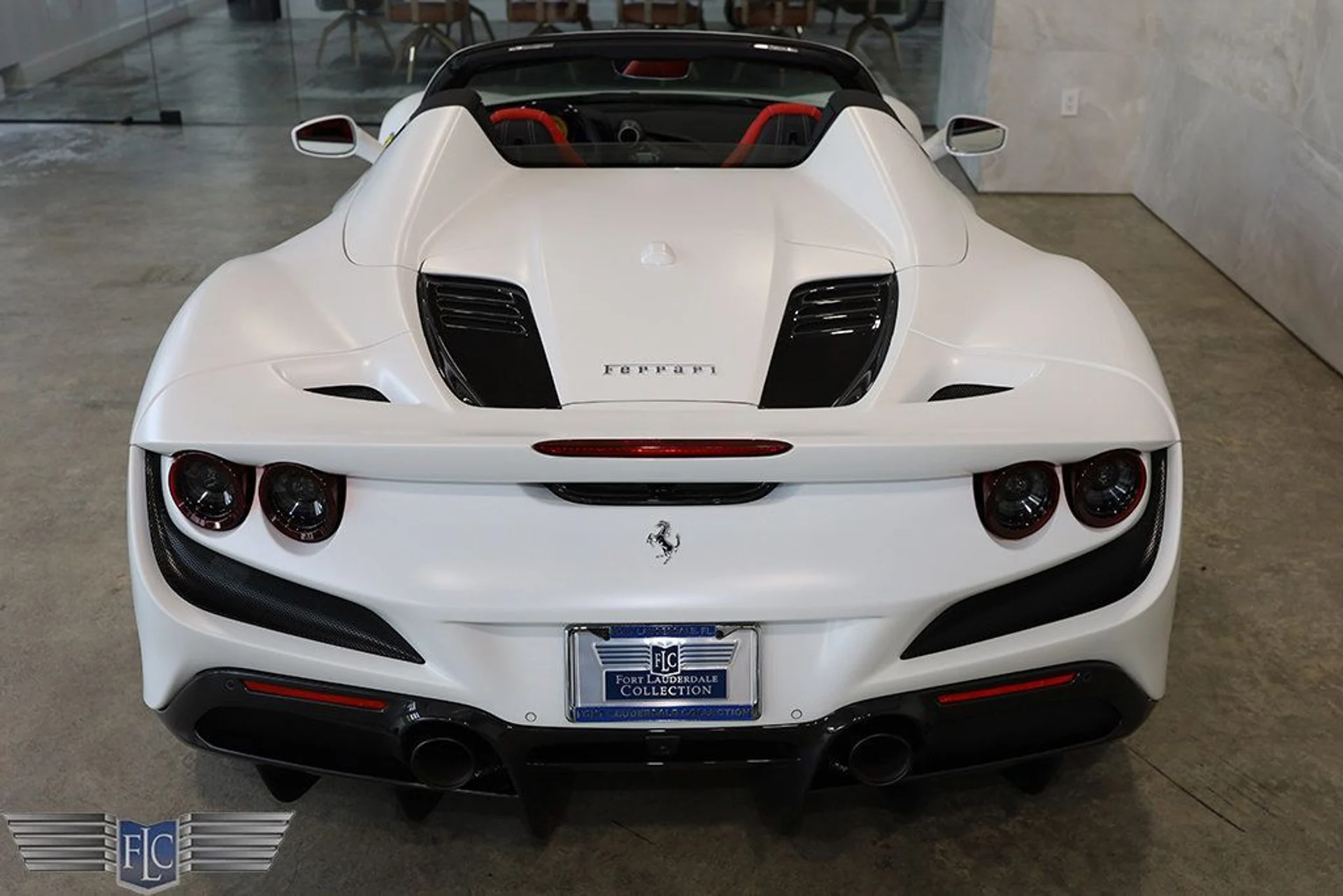 mph011_2716385975_used_2023_ferrari_f8_spider_convertible_9689_22910555_12_1024_16aa020002