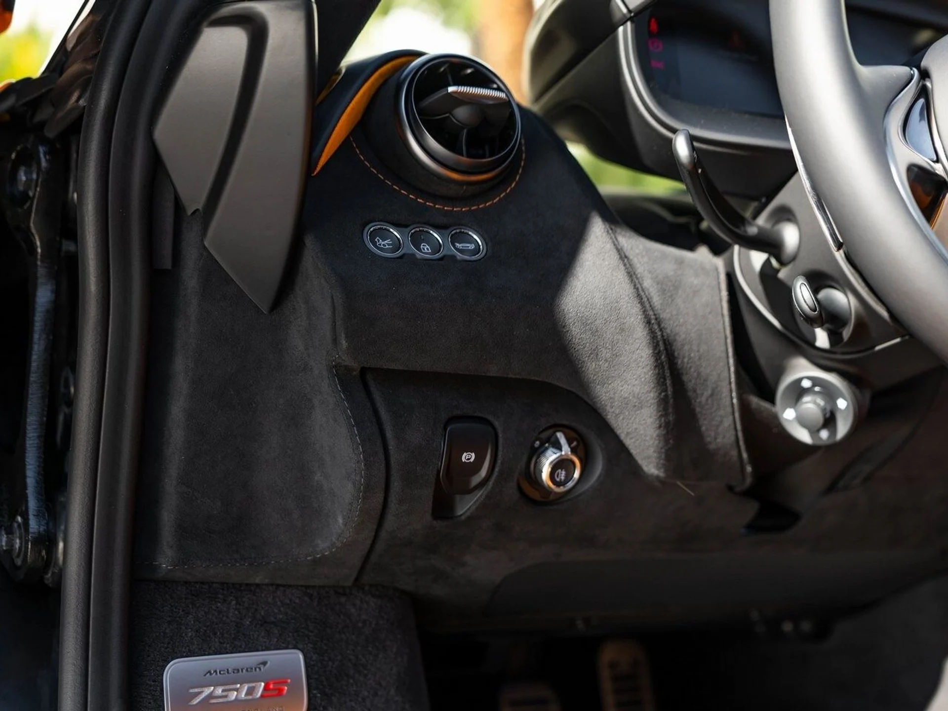 mph011_2722904090_774bf9e08d1c66c1d5b52f2587724458x_690ff36901