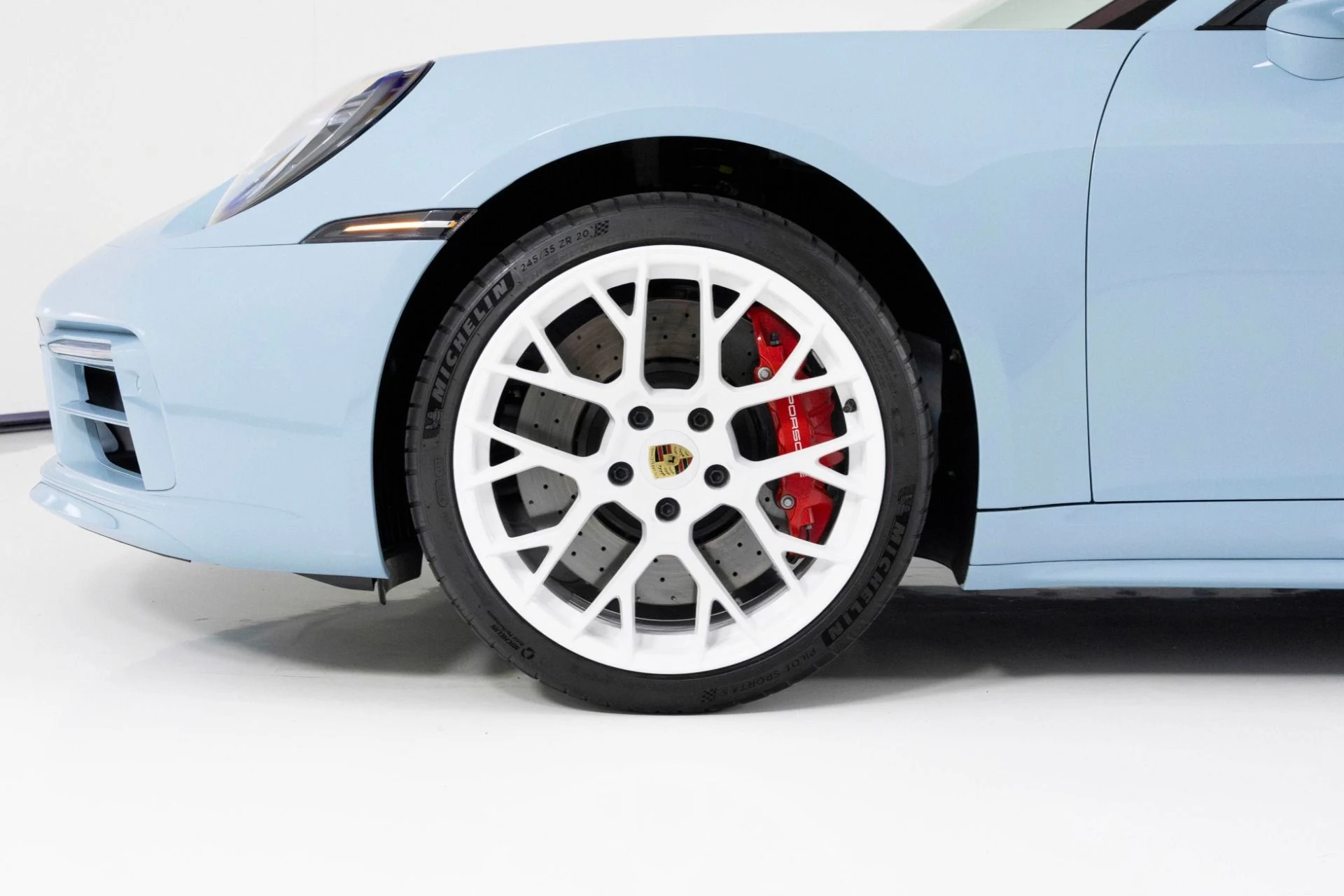 mph011_2727418878_Used_2023_Porsche_911_Targa_4_GTS_1762298422_1b145f5dd8