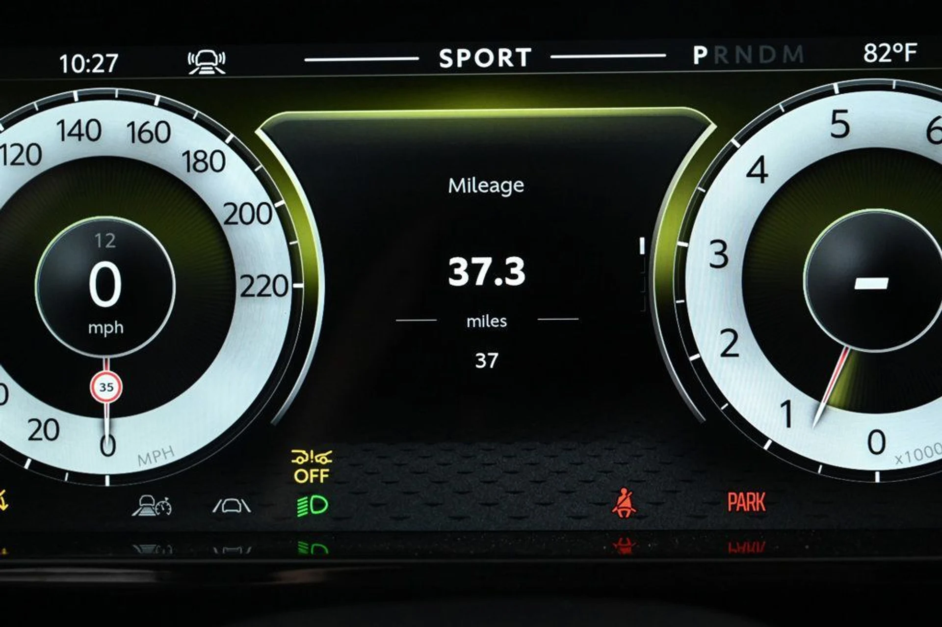 mph011_2727672853_new_2026_aston_martin_vantage_scoupe_11350_22964227_11_1024_0754ca25b7