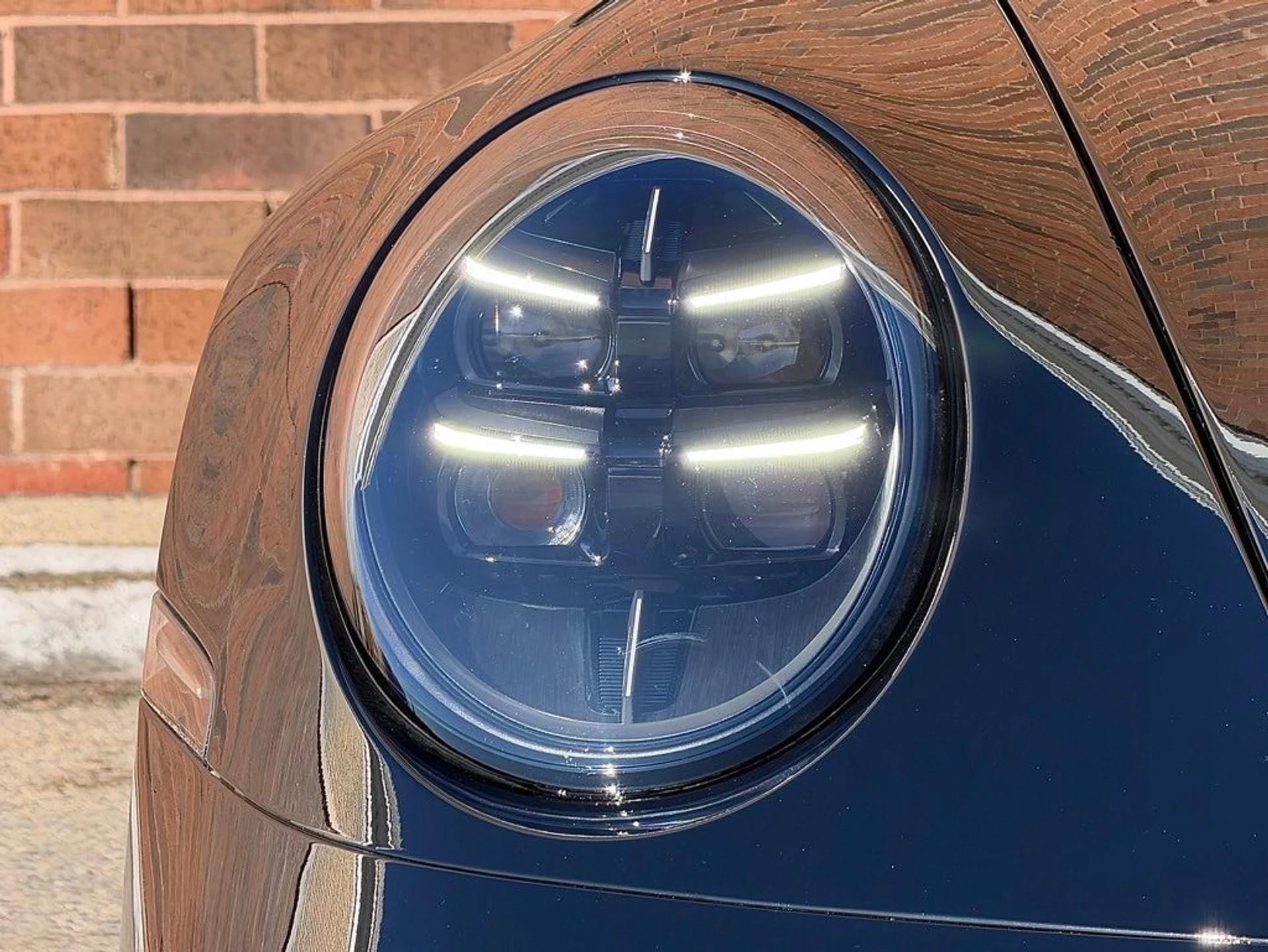 mph011_27344106_dff7ef052093b5105ba92c53386cd016x_bca094ec35