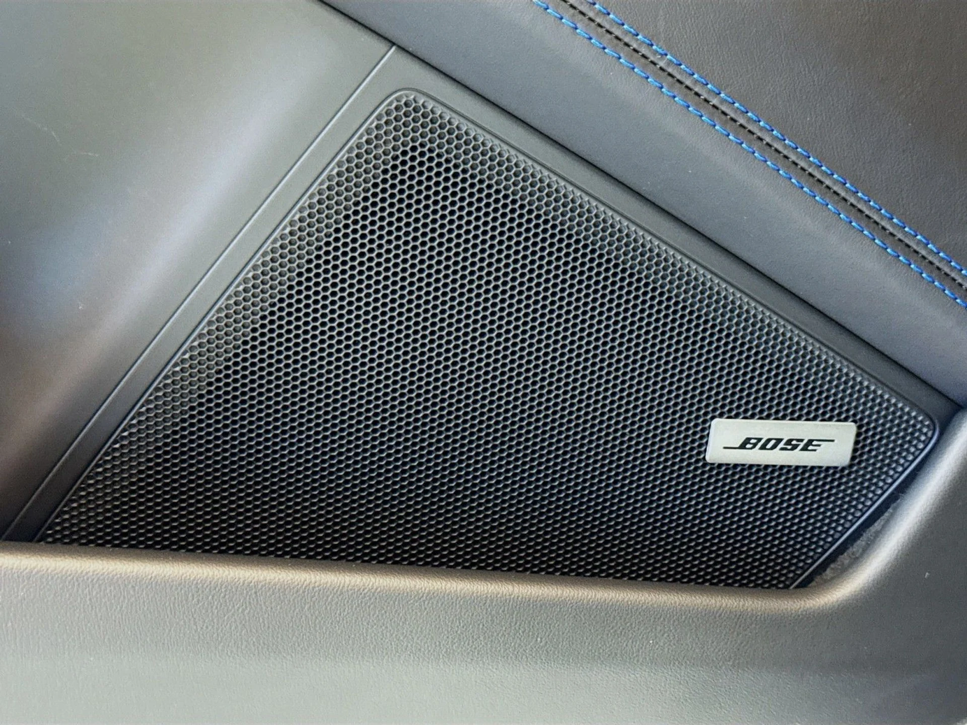 mph011_2735598214_00dc25f57d9d222fd2c6946791a6327d_13112babb0