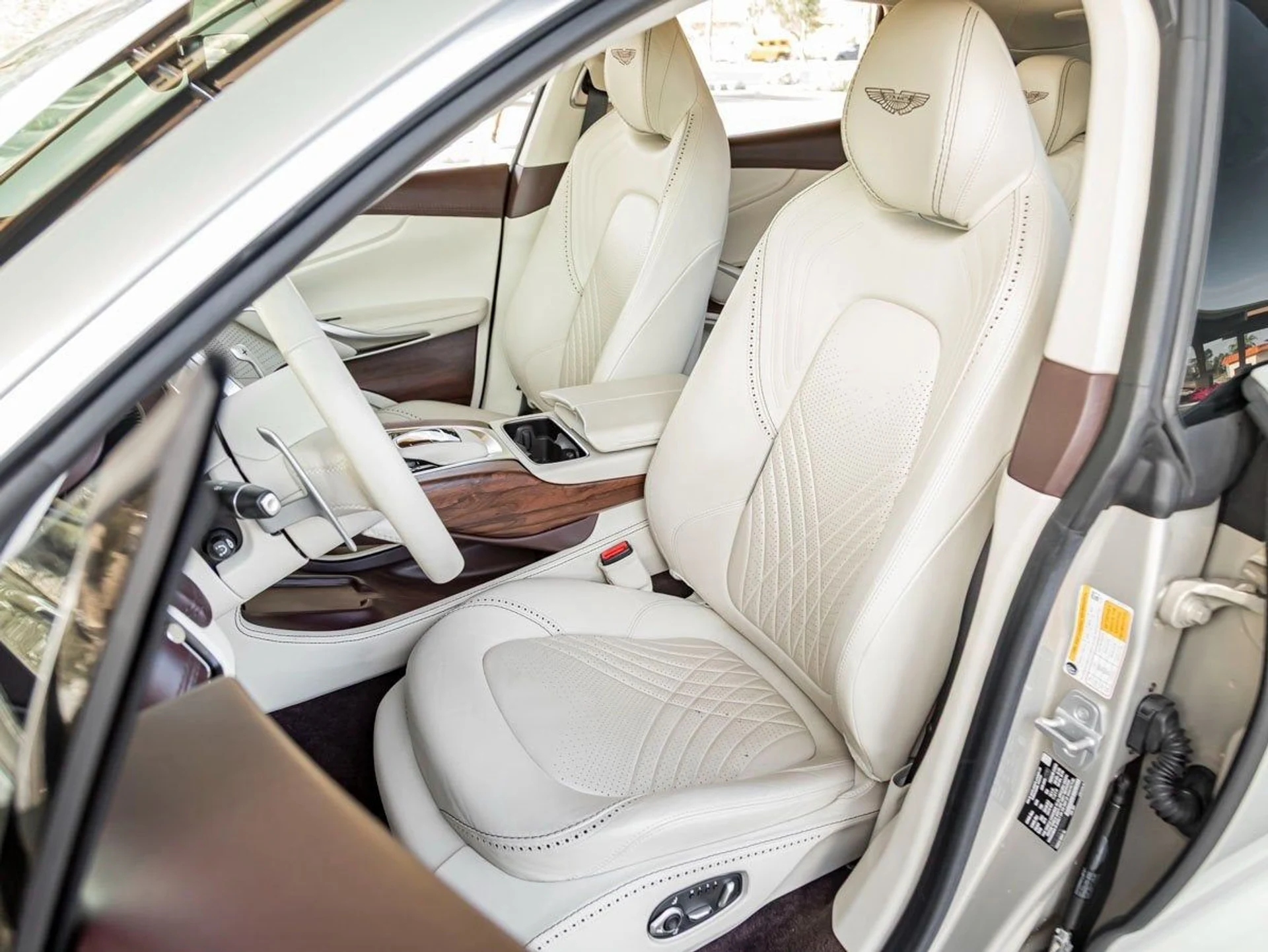 mph011_2740724406_12_aebaecd440