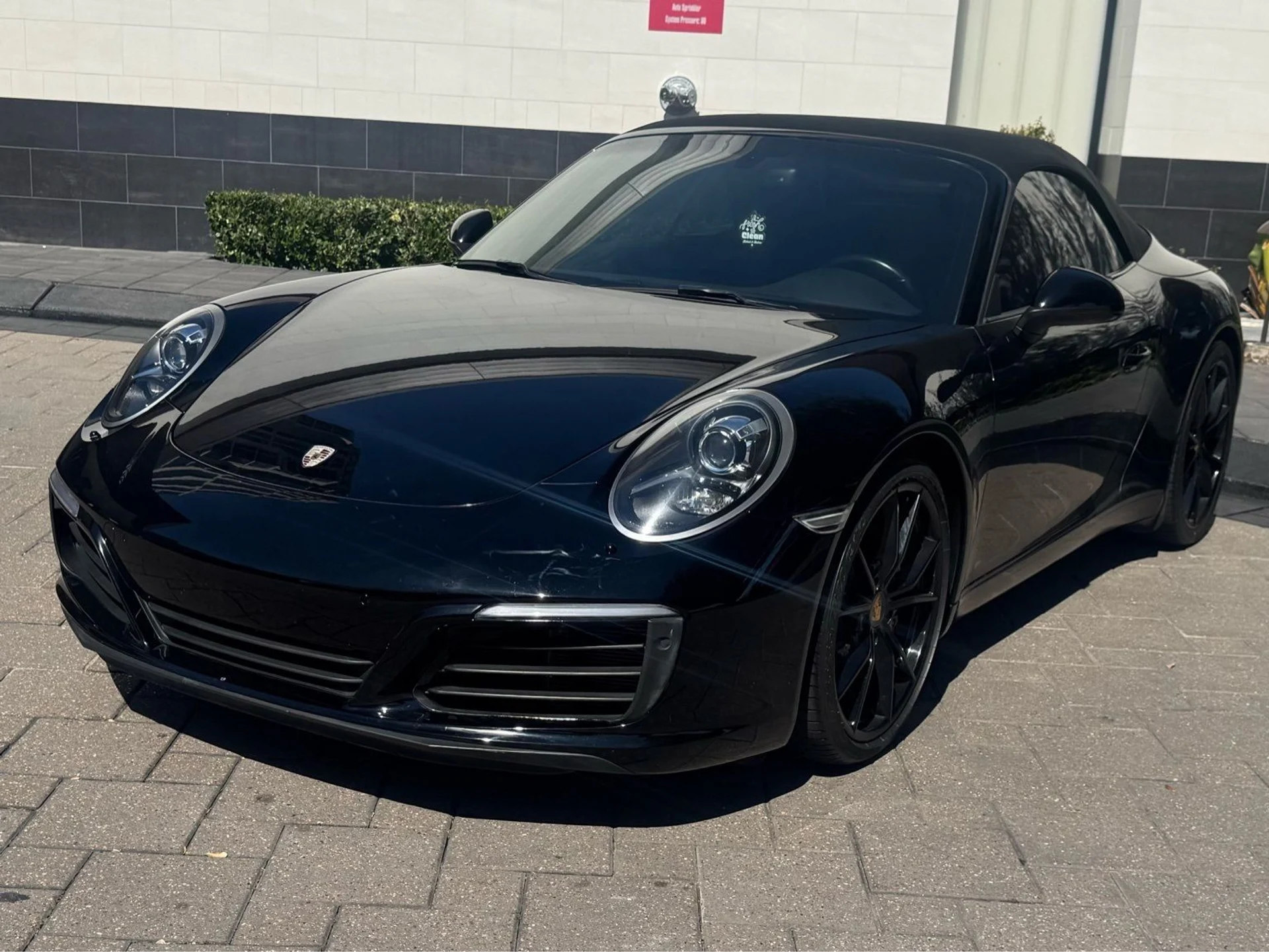 mph011_2742721717_image_12_127a2a3990