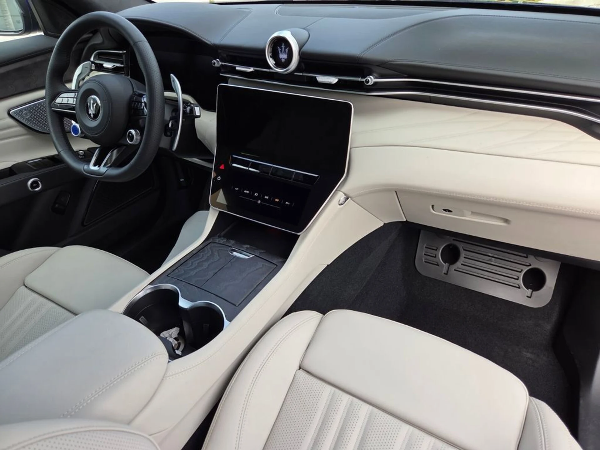 mph011_2742974140_66bfff5c6a4eedb193d874b24cc5dfb6_eb45e44474