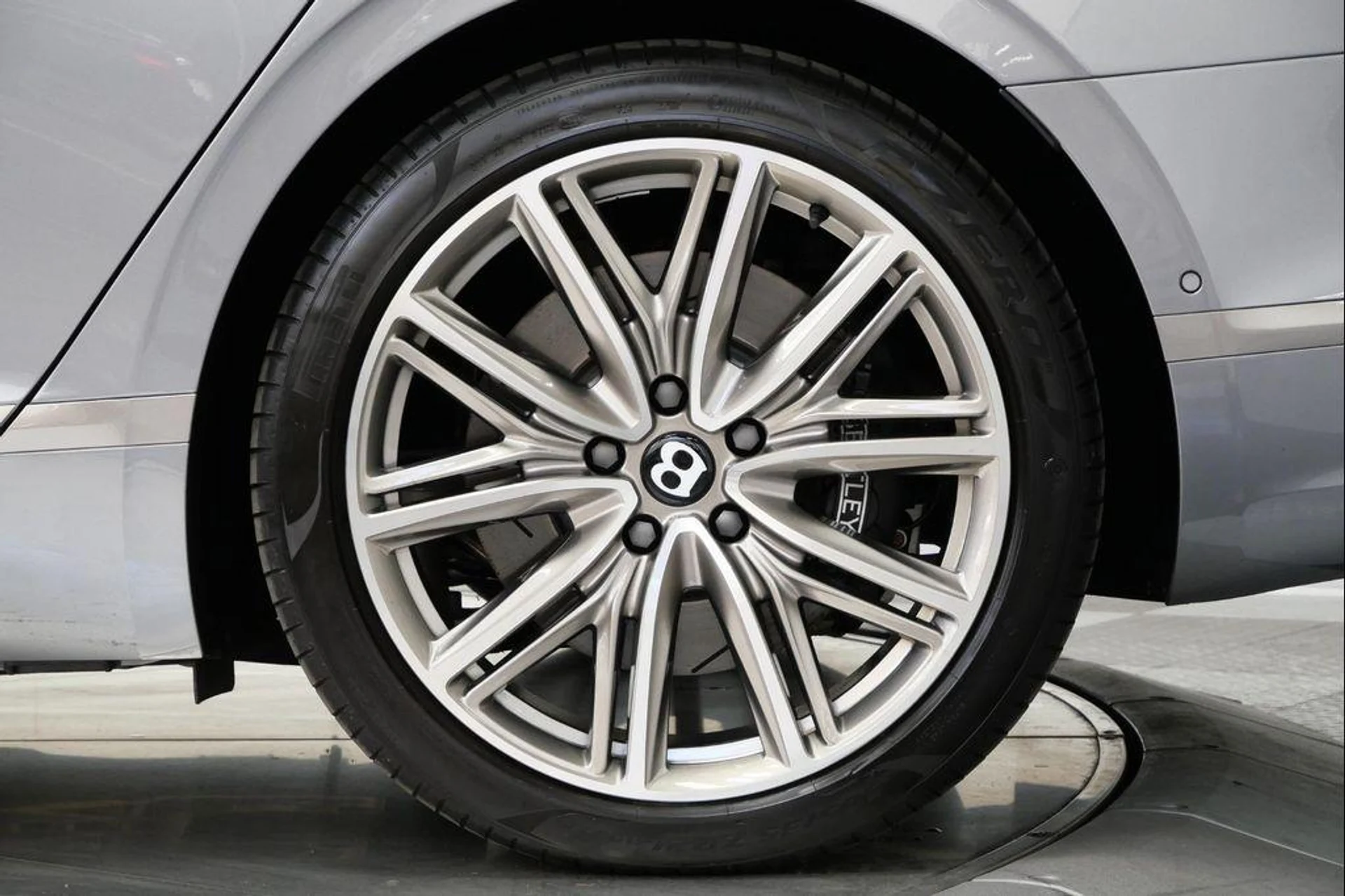 mph011_2746406146_jwm9_V_Qjn_Bd_i_Onj1a_a_Tp_Dwlu_Og_45b570ced6