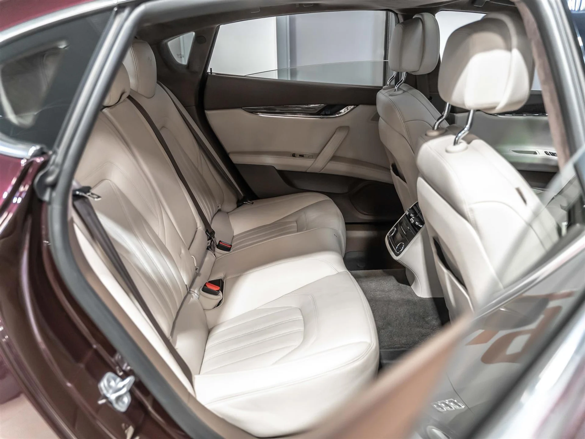 mph011_2748574084_41095639_9137_4d48_8c5c_8af5f5fbd21e_68721d59e9