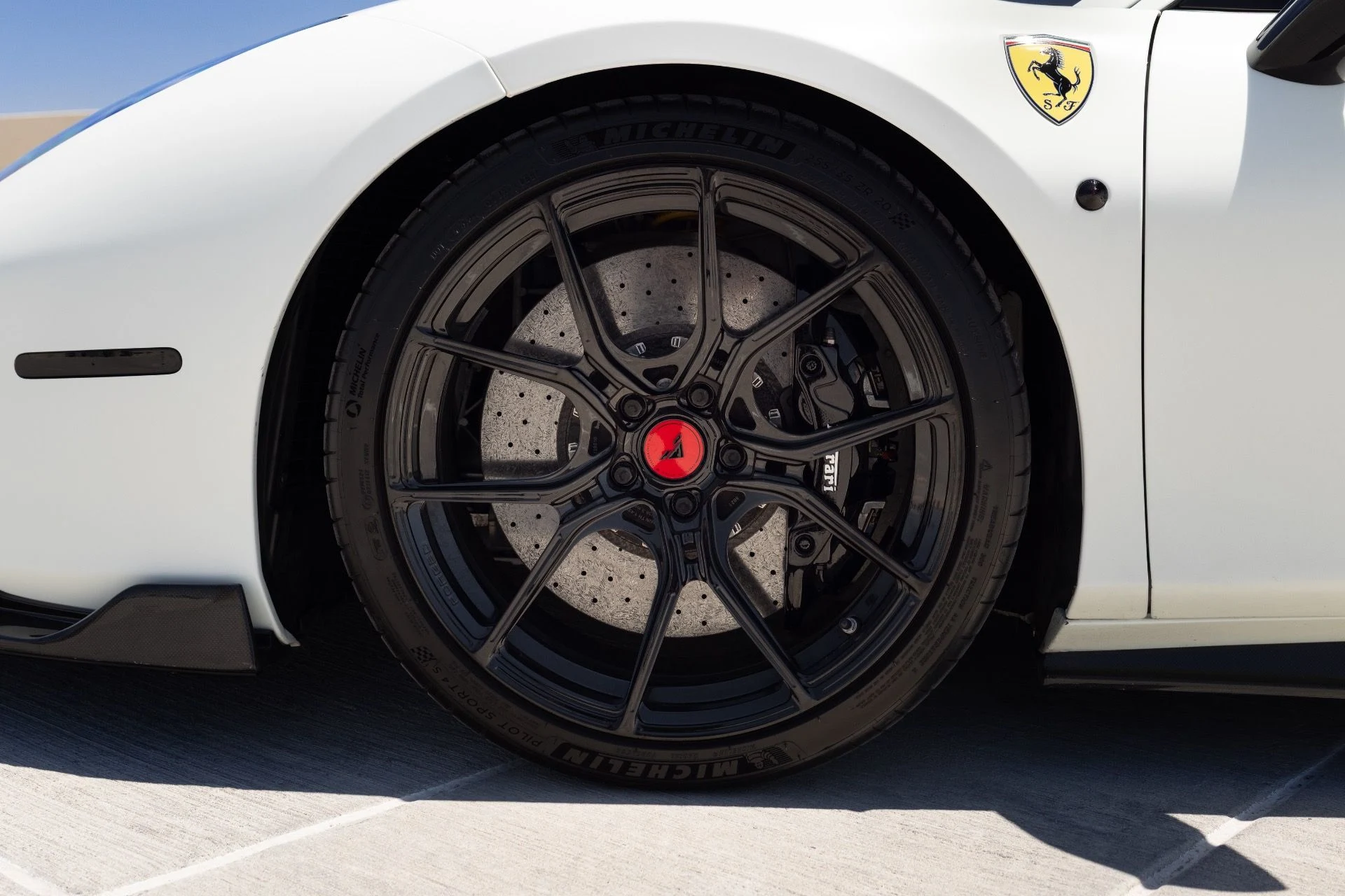 mph011_2749344717_Used_2018_Ferrari_488_GTB_1778881338_f061bd721d