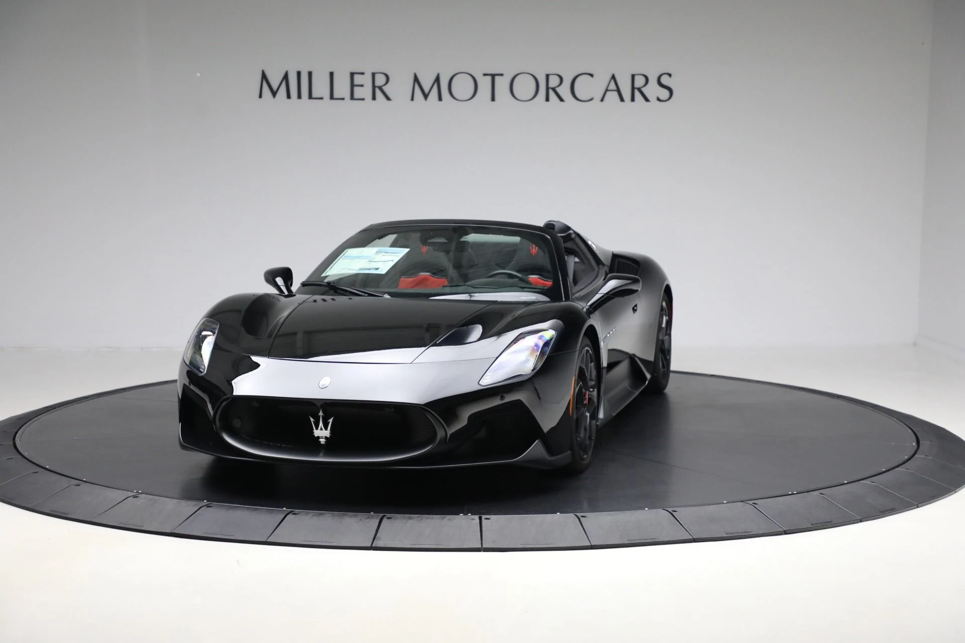 mph011_2760100311_New_2024_Maserati_MC_20_Cielo_1761319288_22accaae28