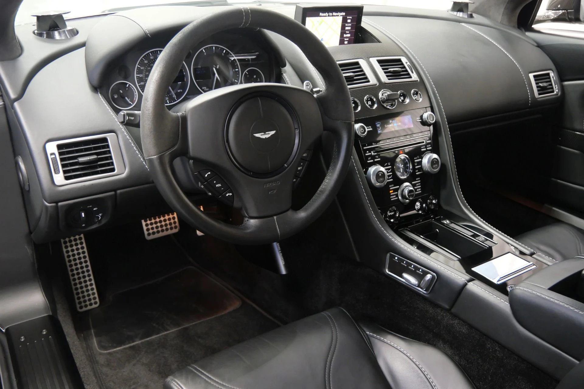 mph011_2761186696_Used_2012_Aston_Martin_DBS_Carbon_Edition_1761154594_17e5fb215e