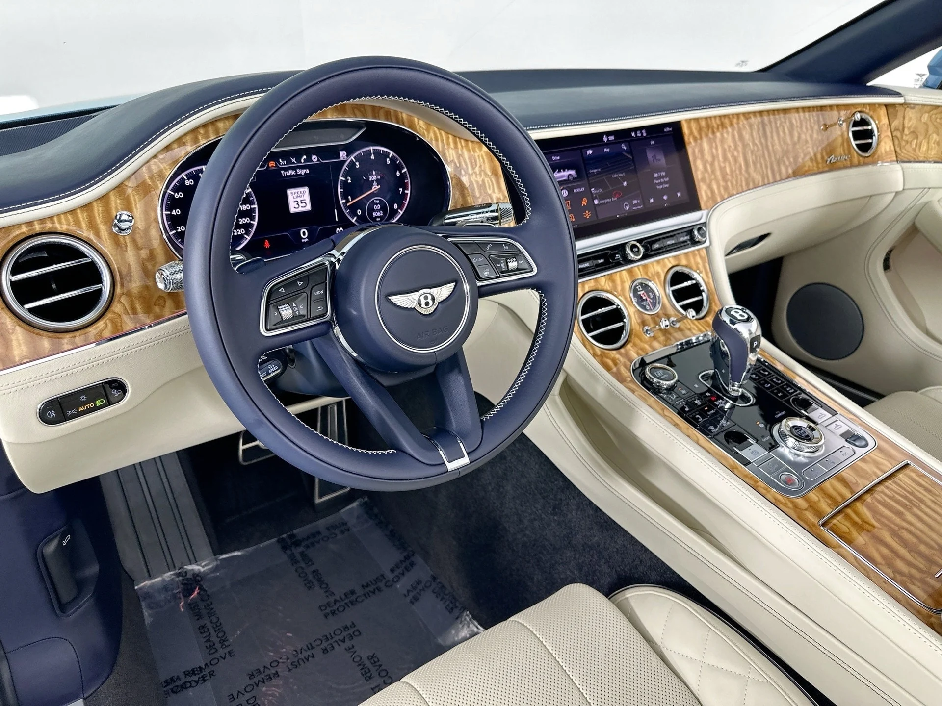 mph011_2765648423_12_4c056214c6