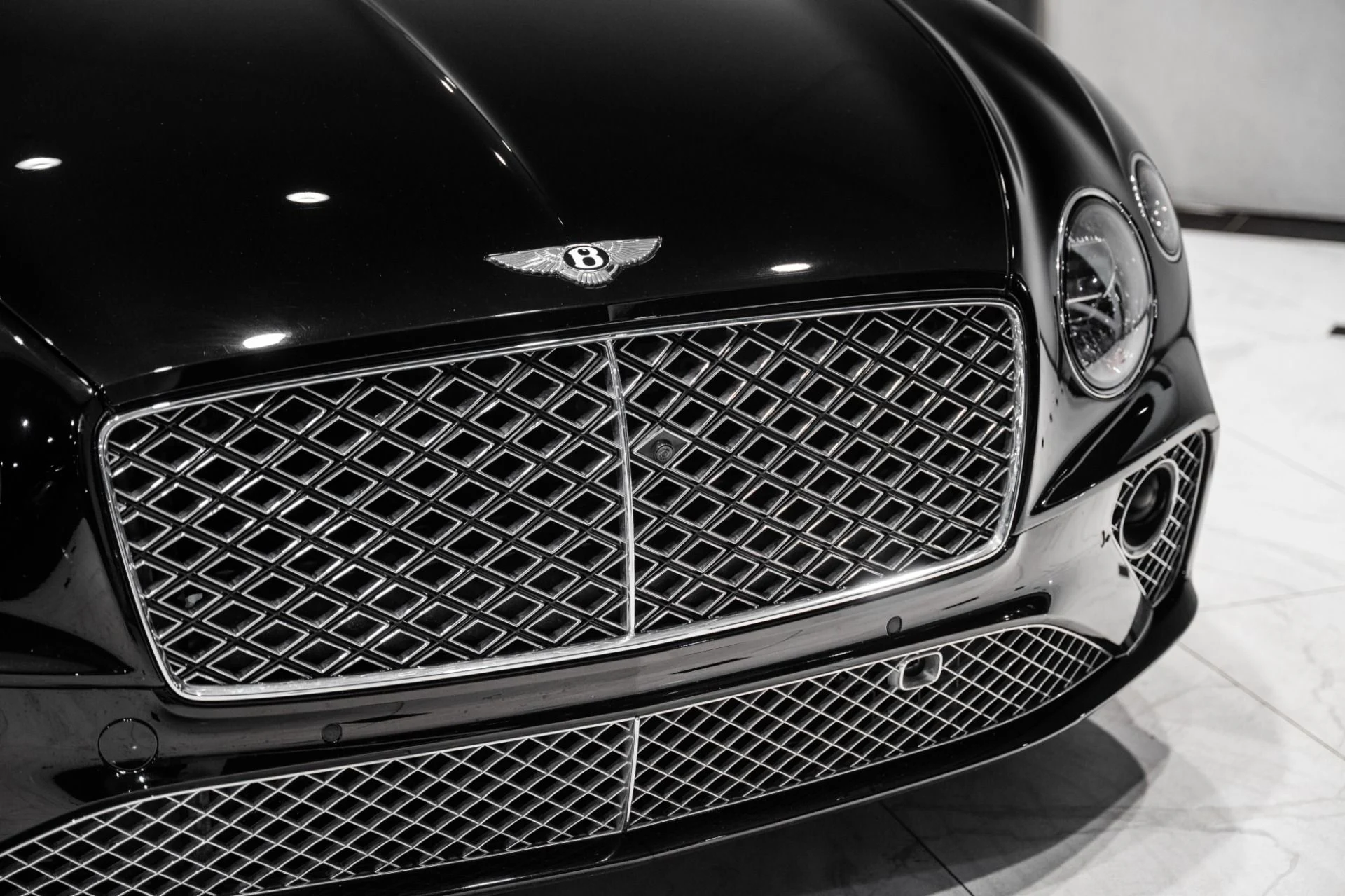 mph011_2770981064_Used_2022_Bentley_Continental_GT_V8_1786203878_e341fc30c2