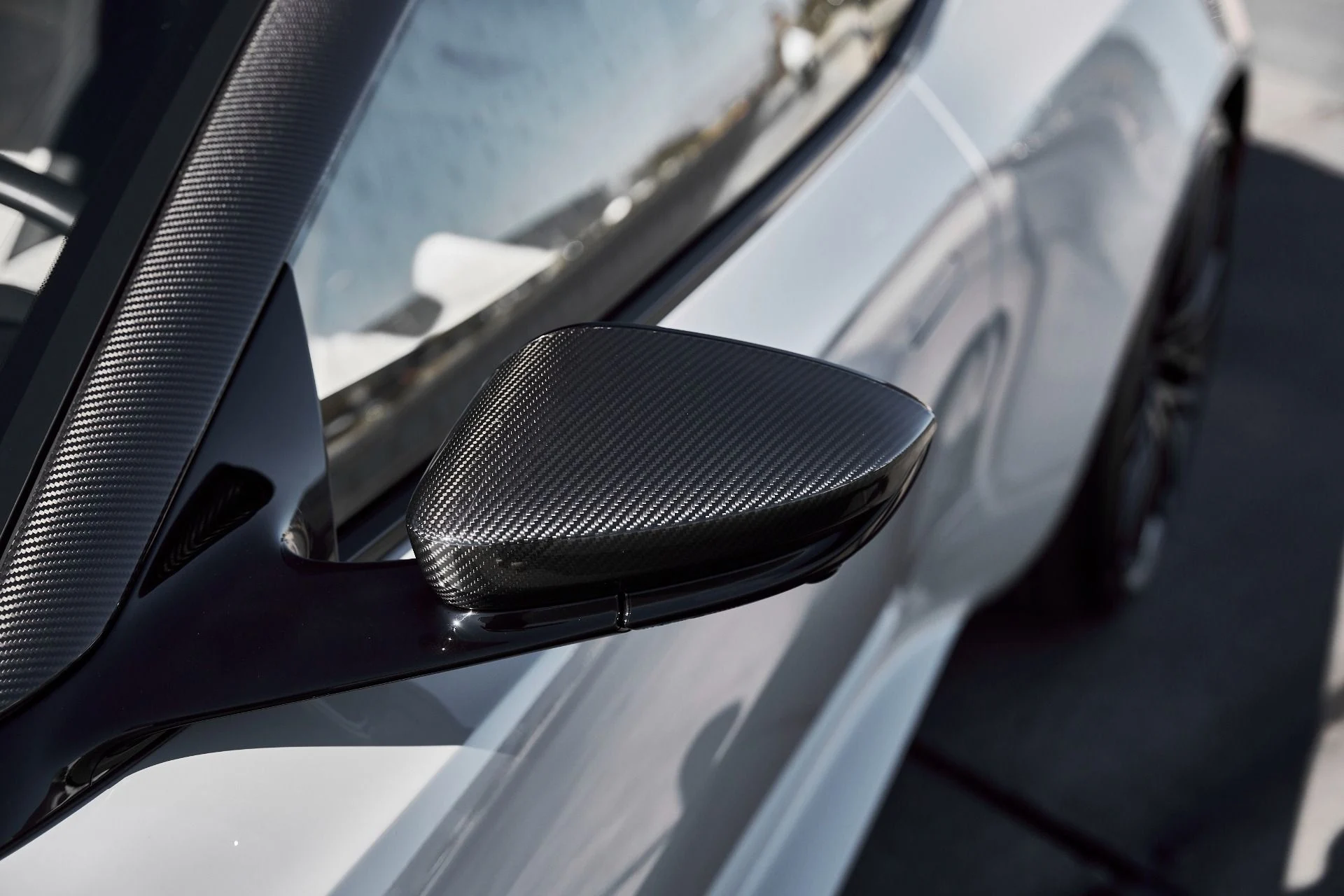 mph011_2771342222_Used_2023_Aston_Martin_DBS_Volante_1770513048_715f09277c