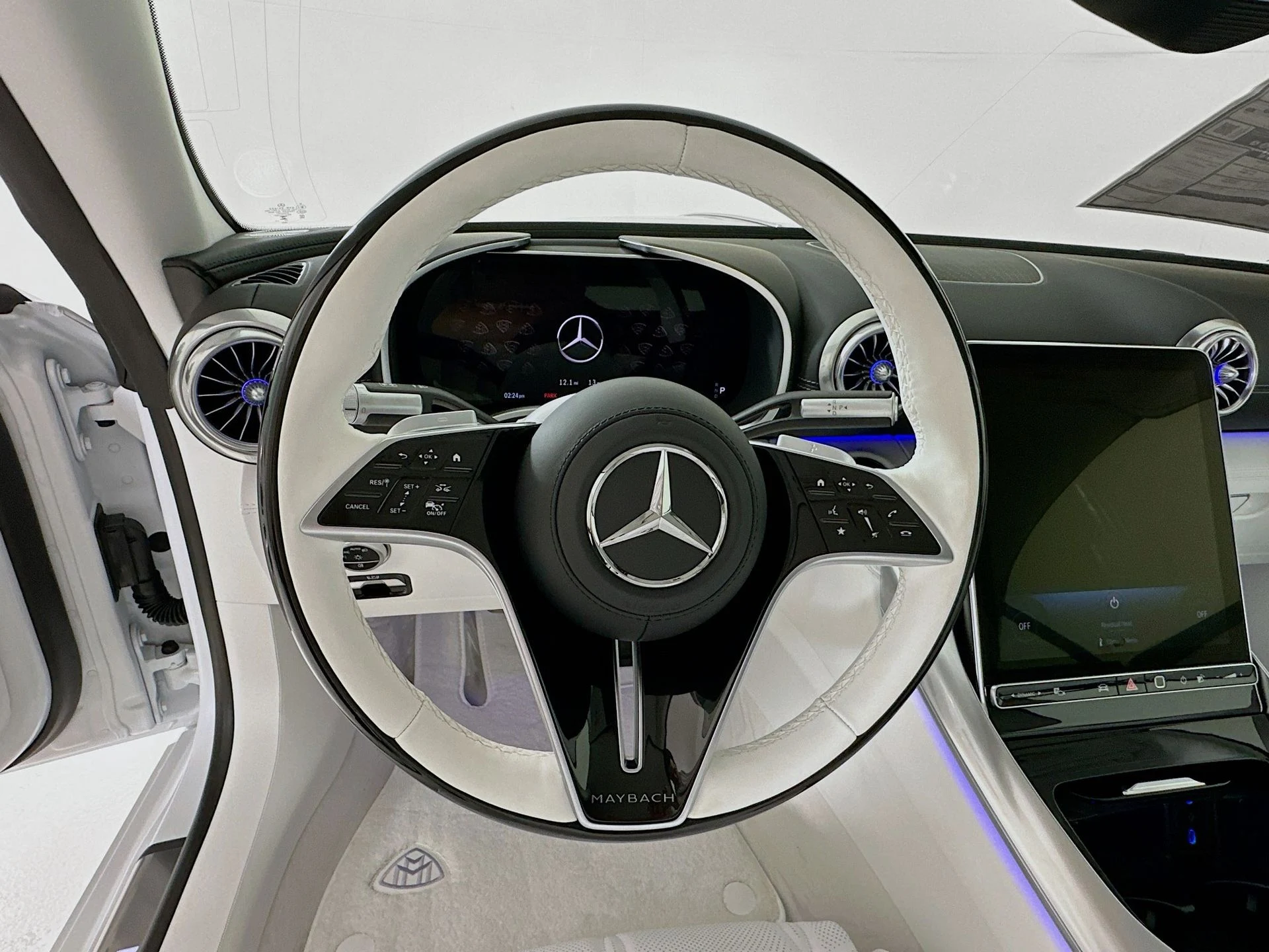 mph011_2774184312_60d93f9f0b9929c549bd5a383e222438x_c715218b14