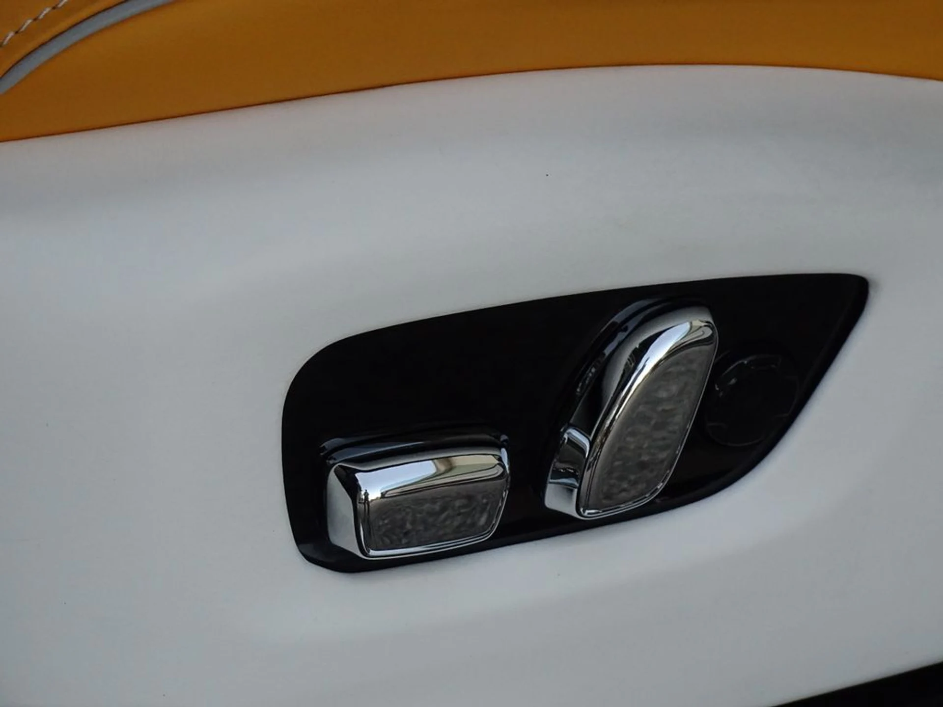 mph011_2779789604_df00db7ad8abcf7356eb89986f20c5e2x_8b628b1276