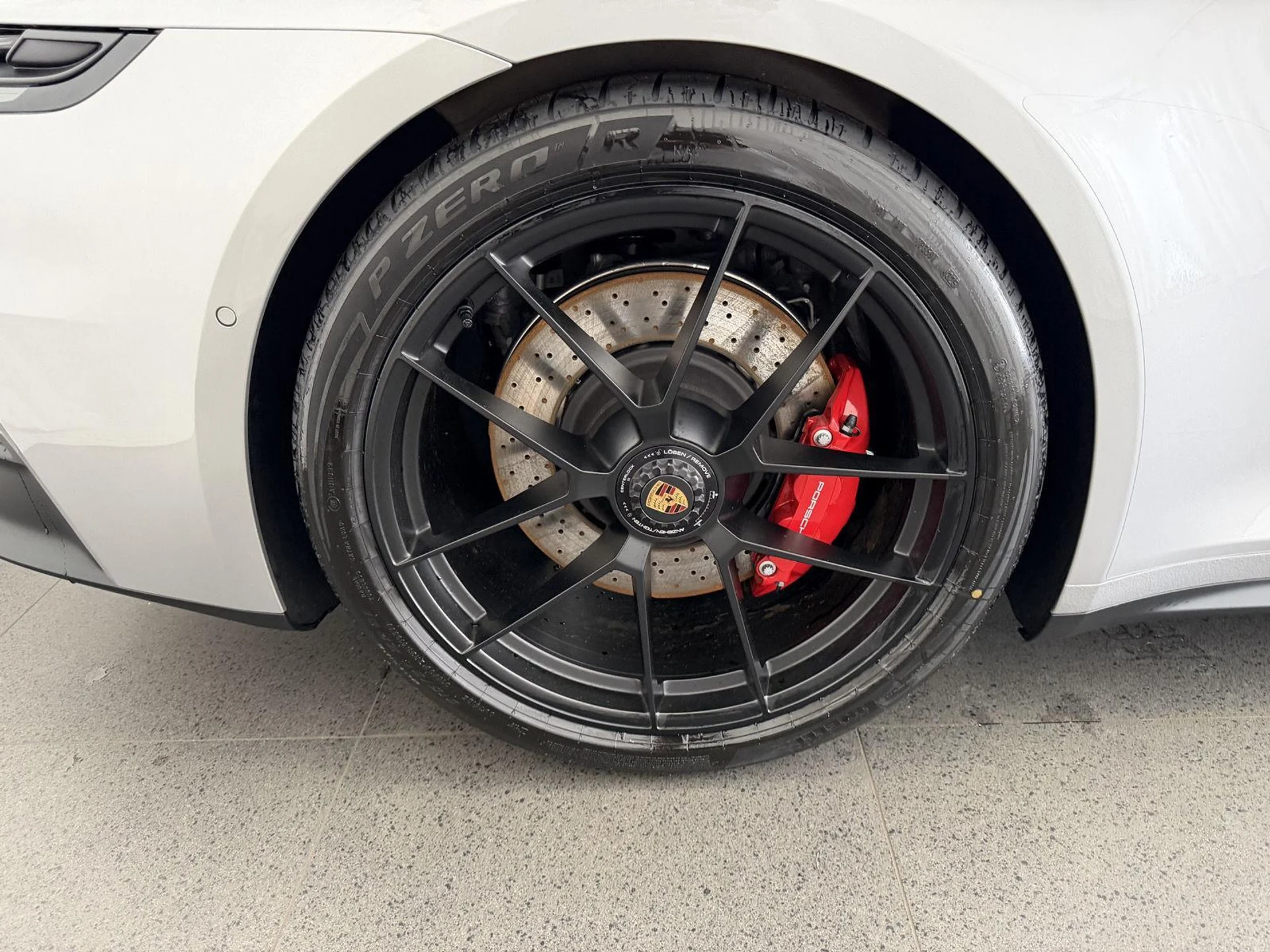 mph011_2779935151_ec7fb5908c25683585f9bafe05c3d61ax_a981afc51d