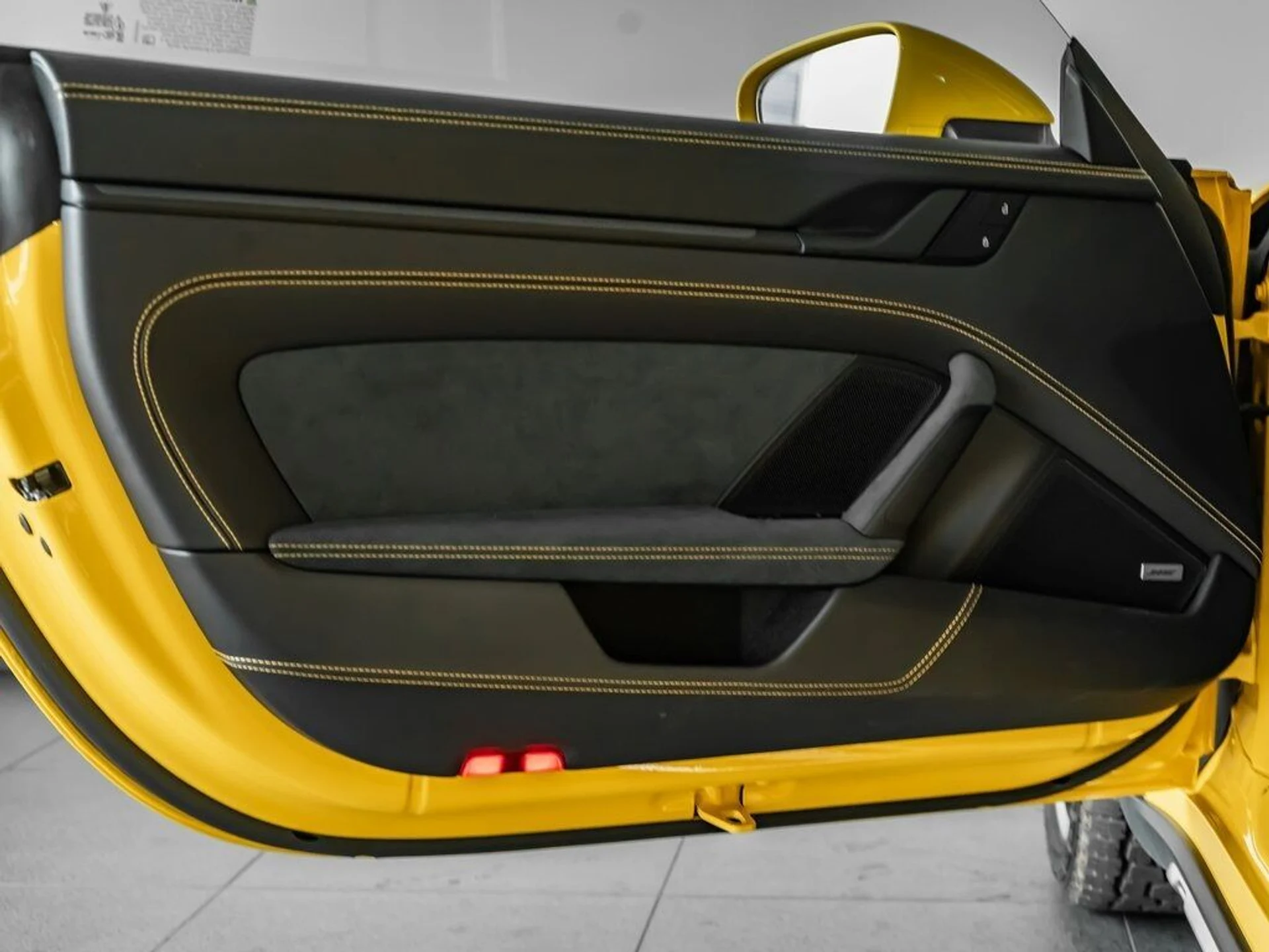 mph011_2810575212_607ced8e48ca92dd47ea14c49a452ea2_0d388500f9