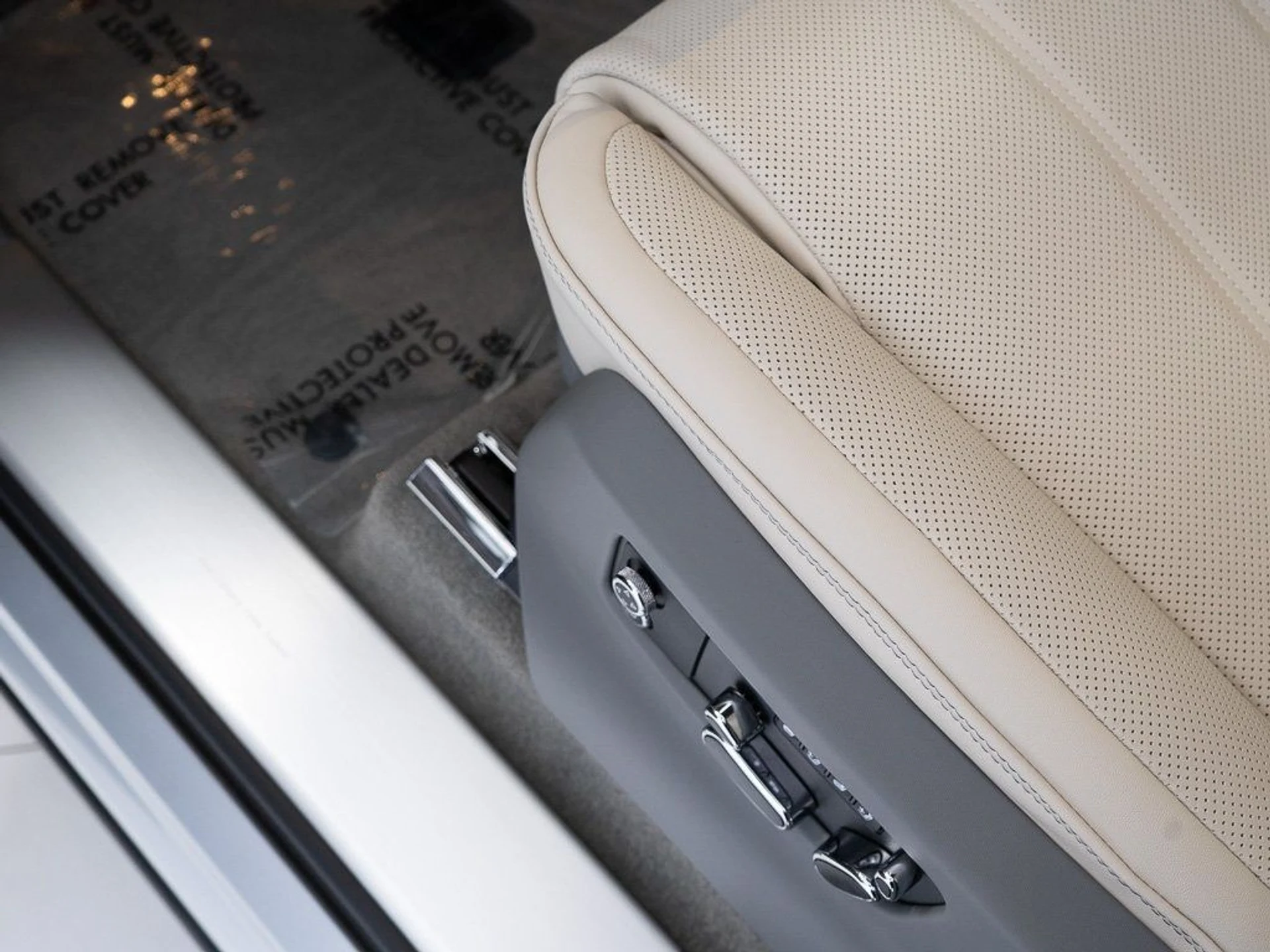 mph011_2812255943_1a9f5575ac1c4565ffdfb9a9b359279c_bf600cb13f