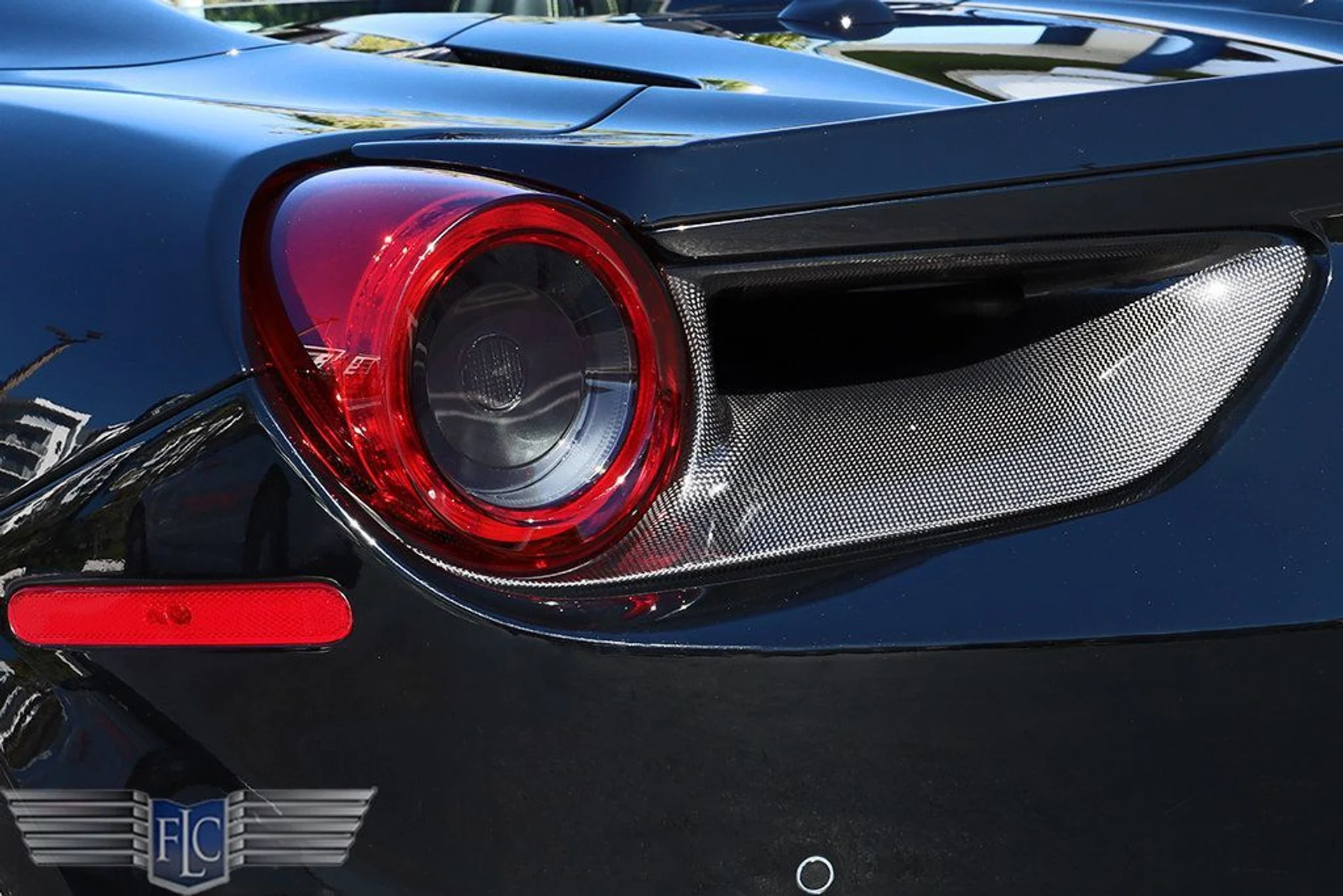 mph011_2816816887_used_2019_ferrari_488_spider_convertible_6305_22989830_12_1024_74ff07be50