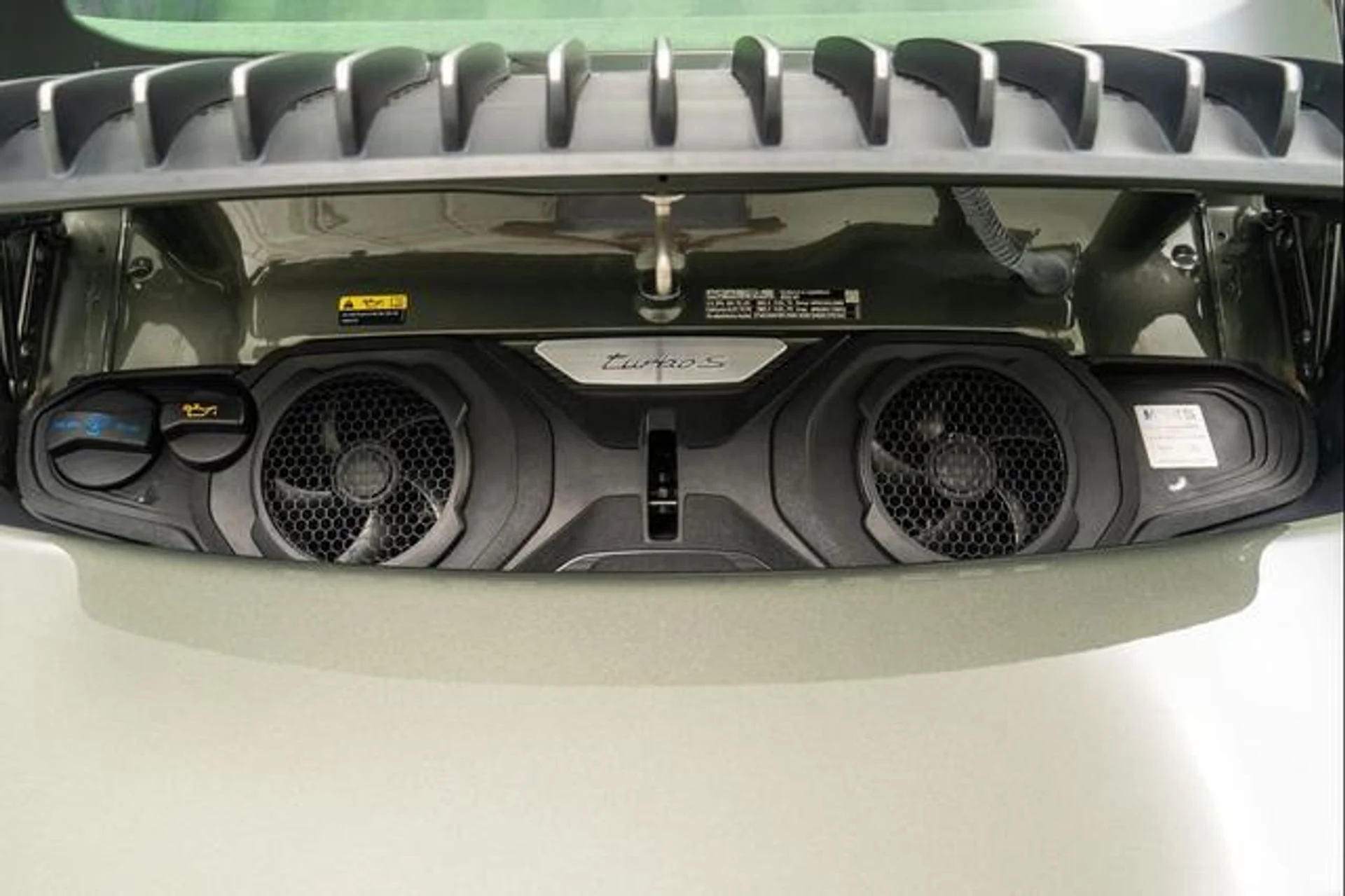 mph011_2824986545_JX_1t8v5_K_Padwo_An2k_Fj1_Ton_Uggw_ad3a37a25e