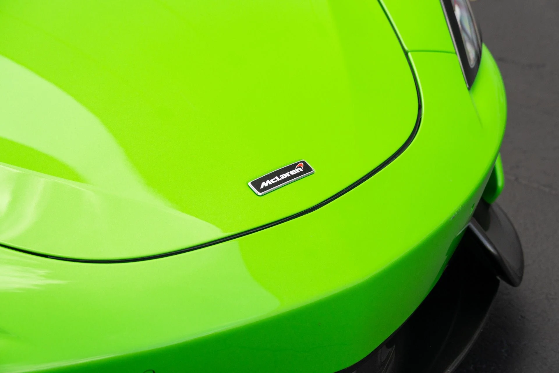 mph011_2828392605_Used_2018_Mc_Laren_570_S_Spider_1773949539_84cb700b0f