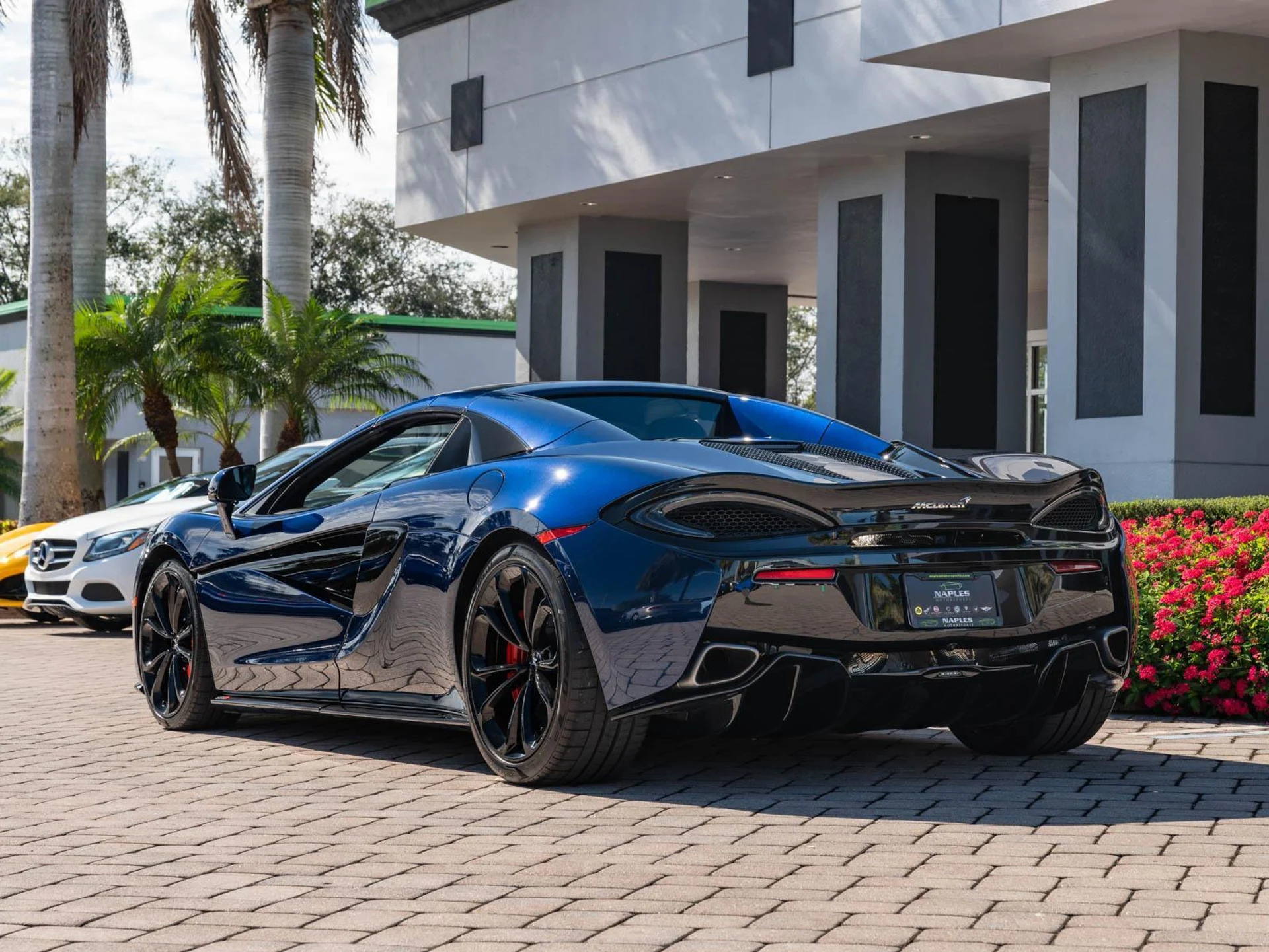 mph011_2829117325_Used_2020_Mc_Laren_570s_Spider_1778774514_25f82b755d
